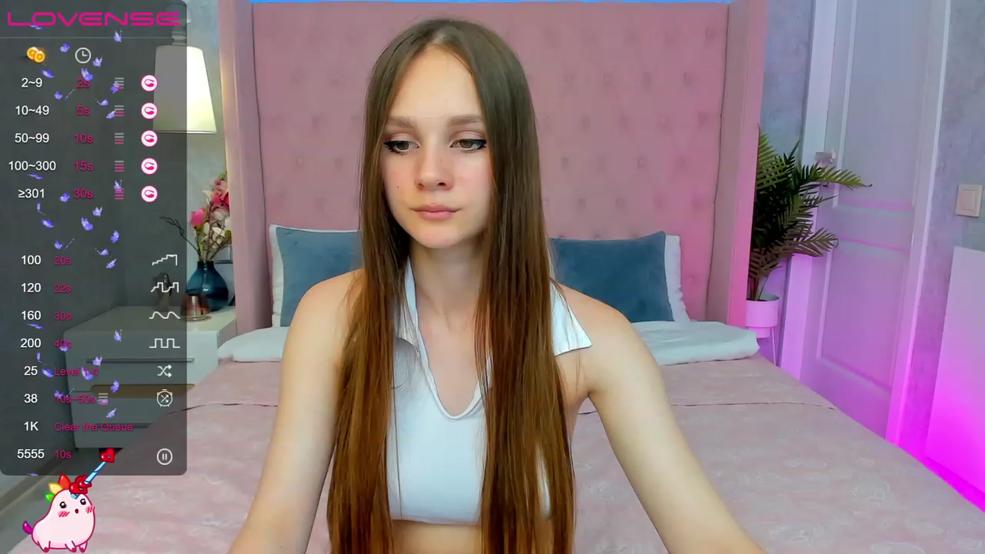 Gallery image thumbnail from AfinaShy's myfreecams stream on, 06/26/2023, 14:22 image 16 of 20