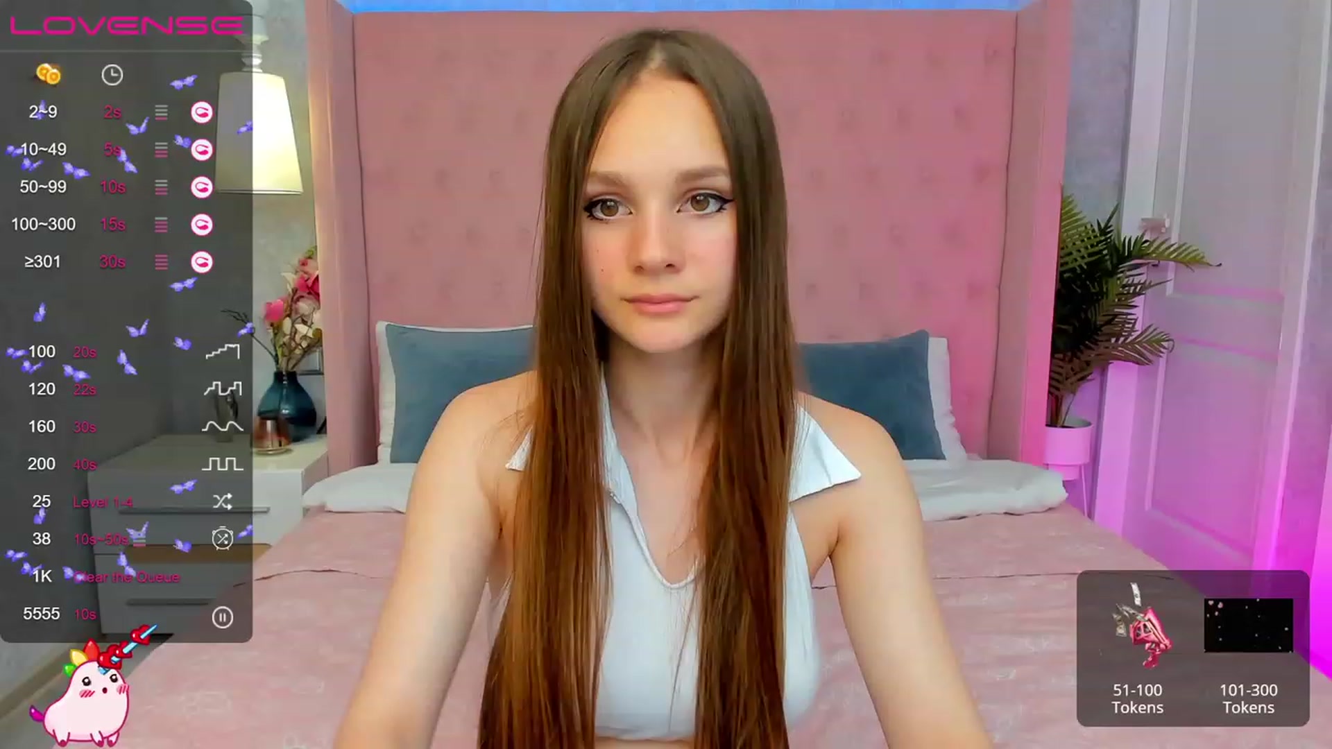 Gallery image thumbnail from AfinaShy's myfreecams stream on, 06/26/2023, 16:28 image 1 of 20