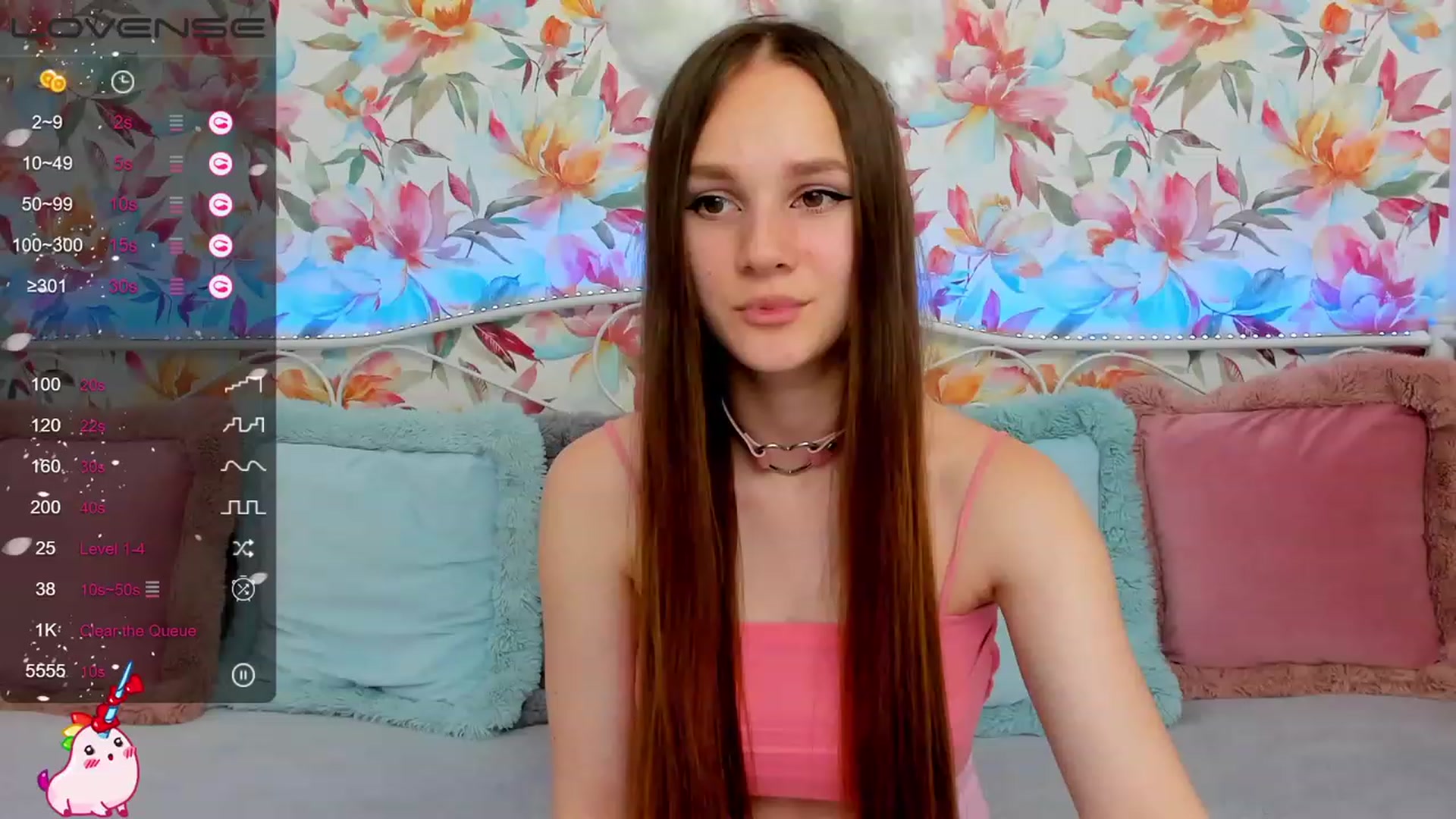 Gallery image thumbnail from AfinaShy's myfreecams stream on, 06/29/2023, 13:11 image 4 of 20