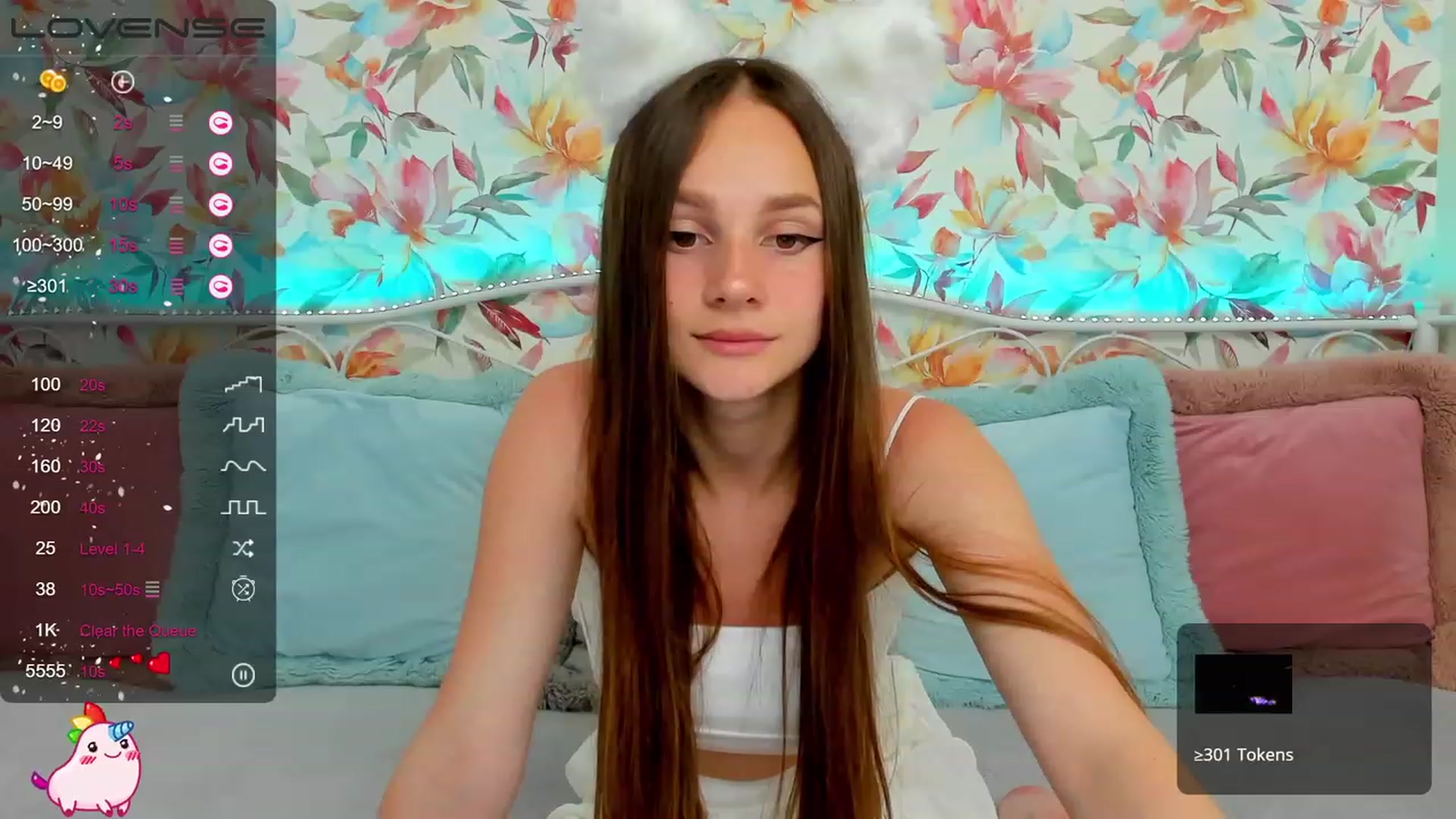 Gallery image thumbnail from AfinaShy's myfreecams stream on, 07/05/2023, 13:27 image 15 of 20