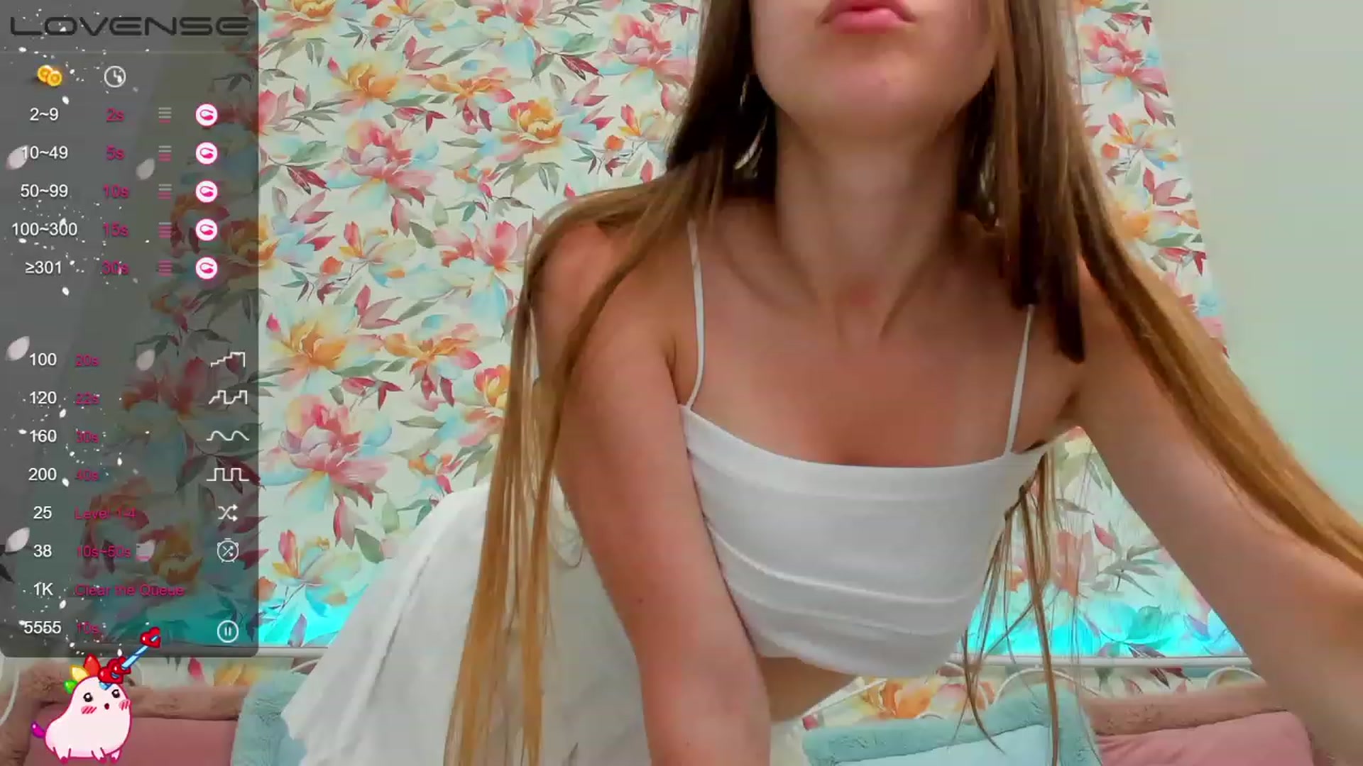 Gallery image thumbnail from AfinaShy's myfreecams stream on, 07/05/2023, 14:22 image 11 of 20