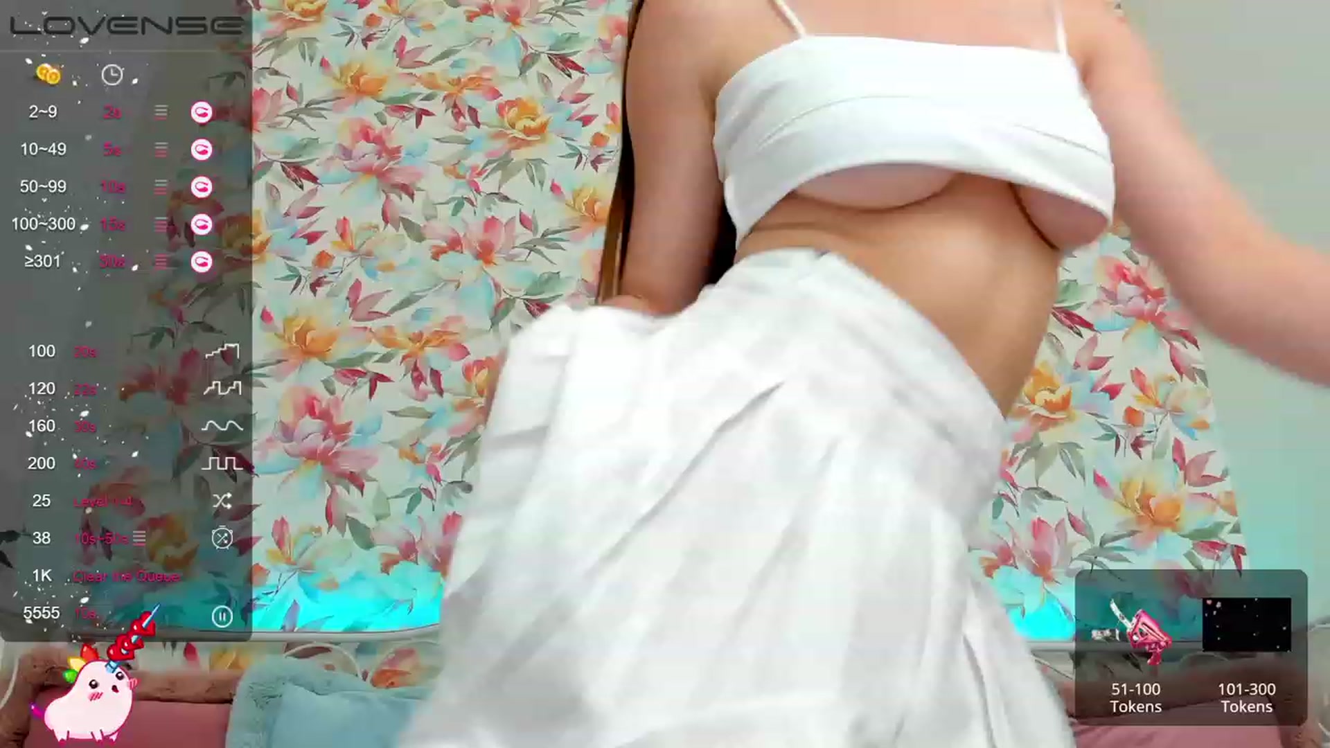 Gallery image thumbnail from AfinaShy's myfreecams stream on, 07/05/2023, 14:22 image 9 of 20