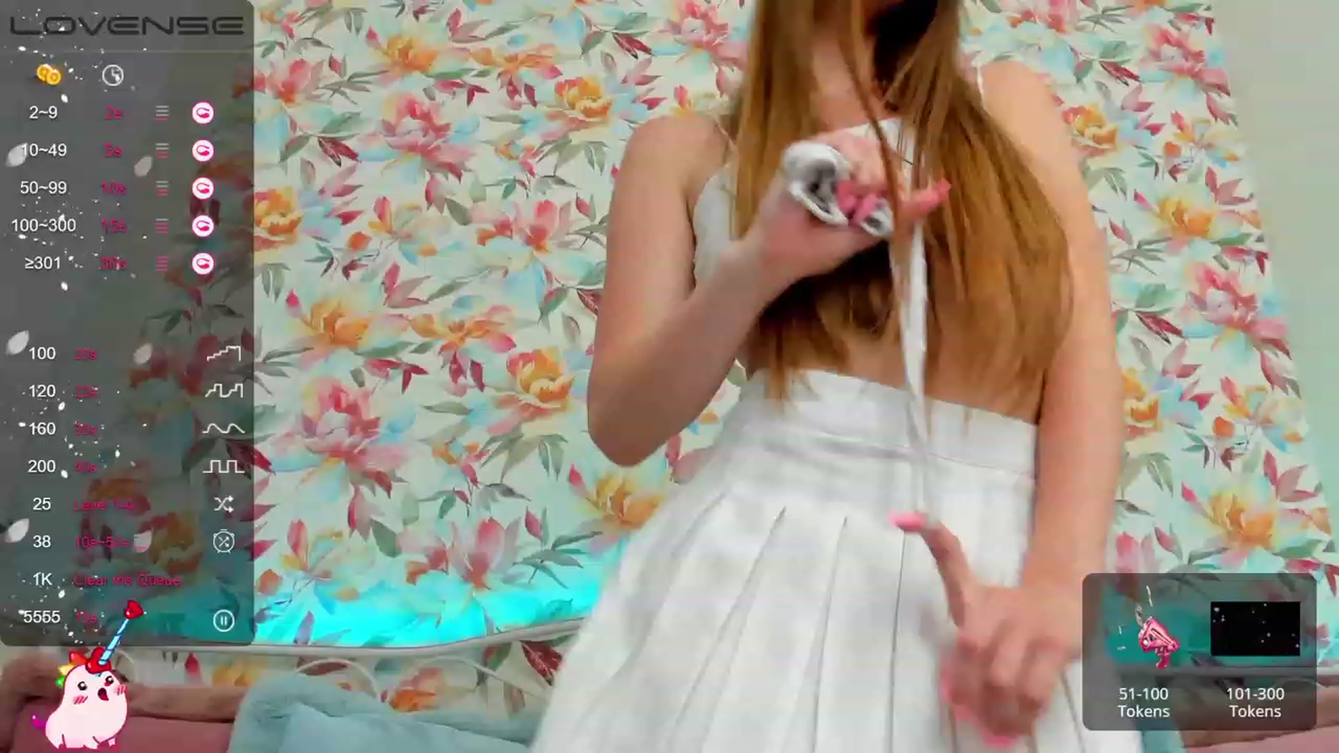 Gallery image thumbnail from AfinaShy's myfreecams stream on, 07/05/2023, 15:50 image 16 of 20