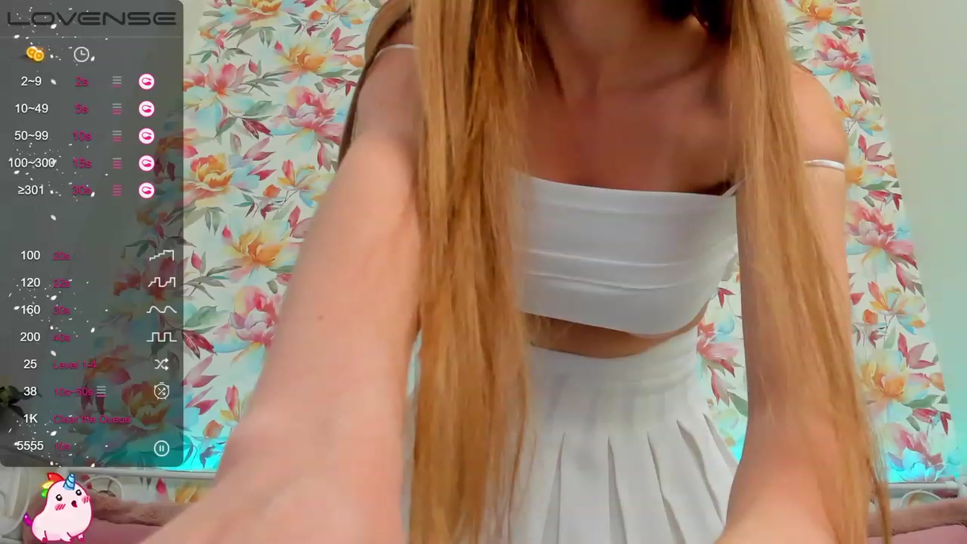 Gallery image thumbnail from AfinaShy's myfreecams stream on, 07/05/2023, 19:06 image 9 of 20