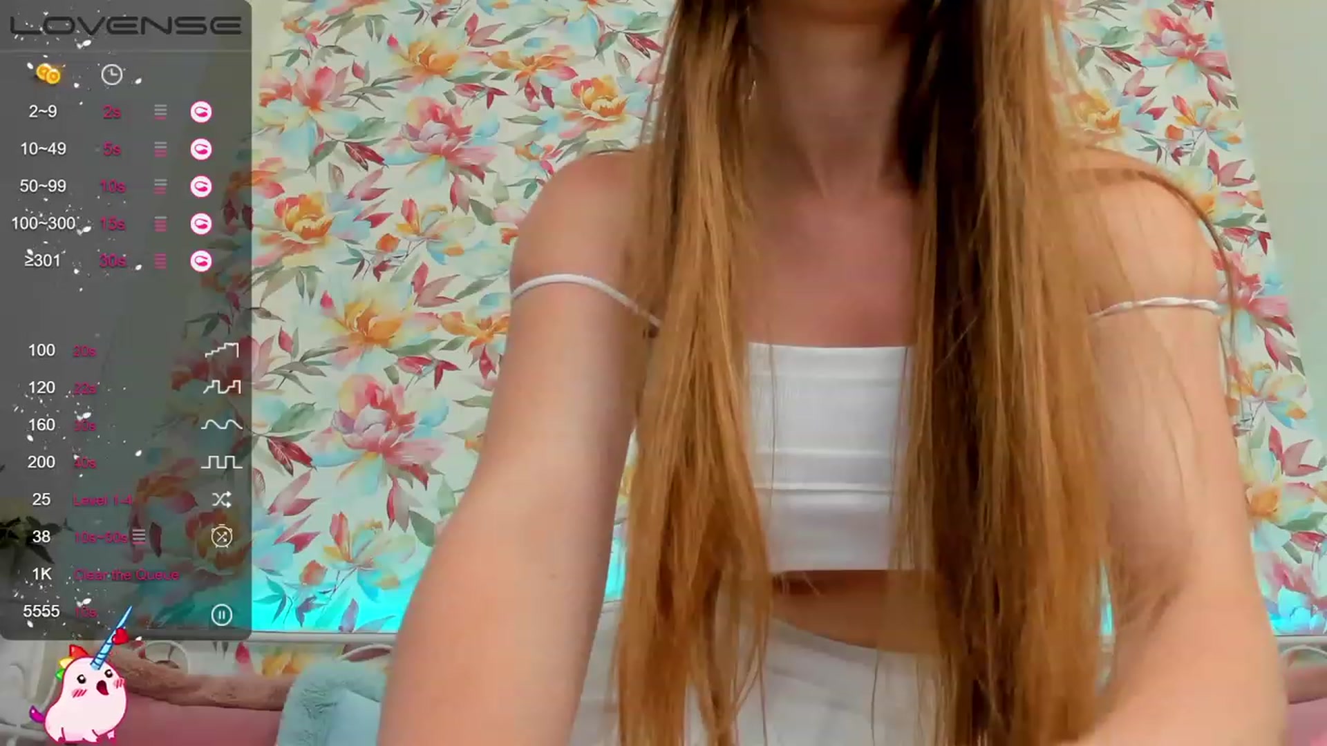 Gallery image thumbnail from AfinaShy's myfreecams stream on, 07/05/2023, 19:06 image 17 of 20