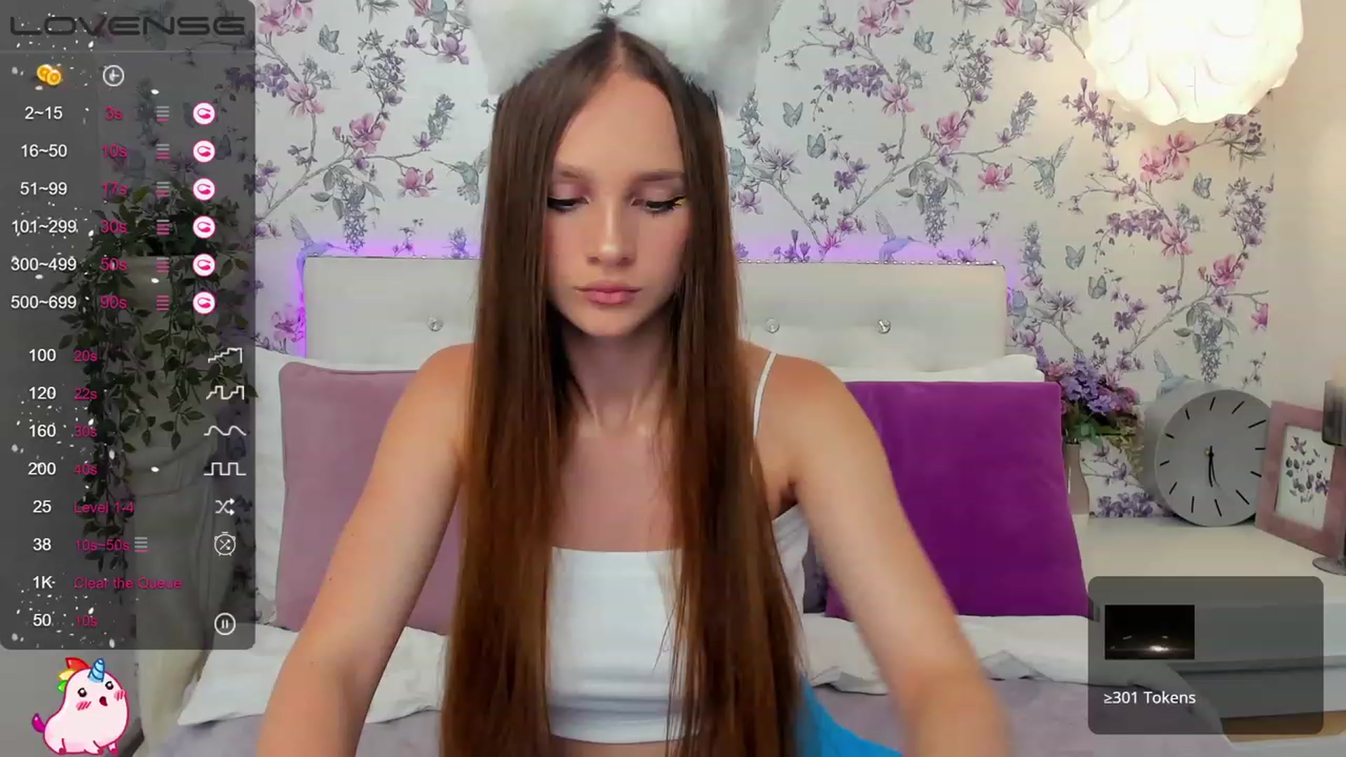 Gallery image thumbnail from AfinaShy's myfreecams stream on, 07/06/2023, 12:54 image 8 of 20