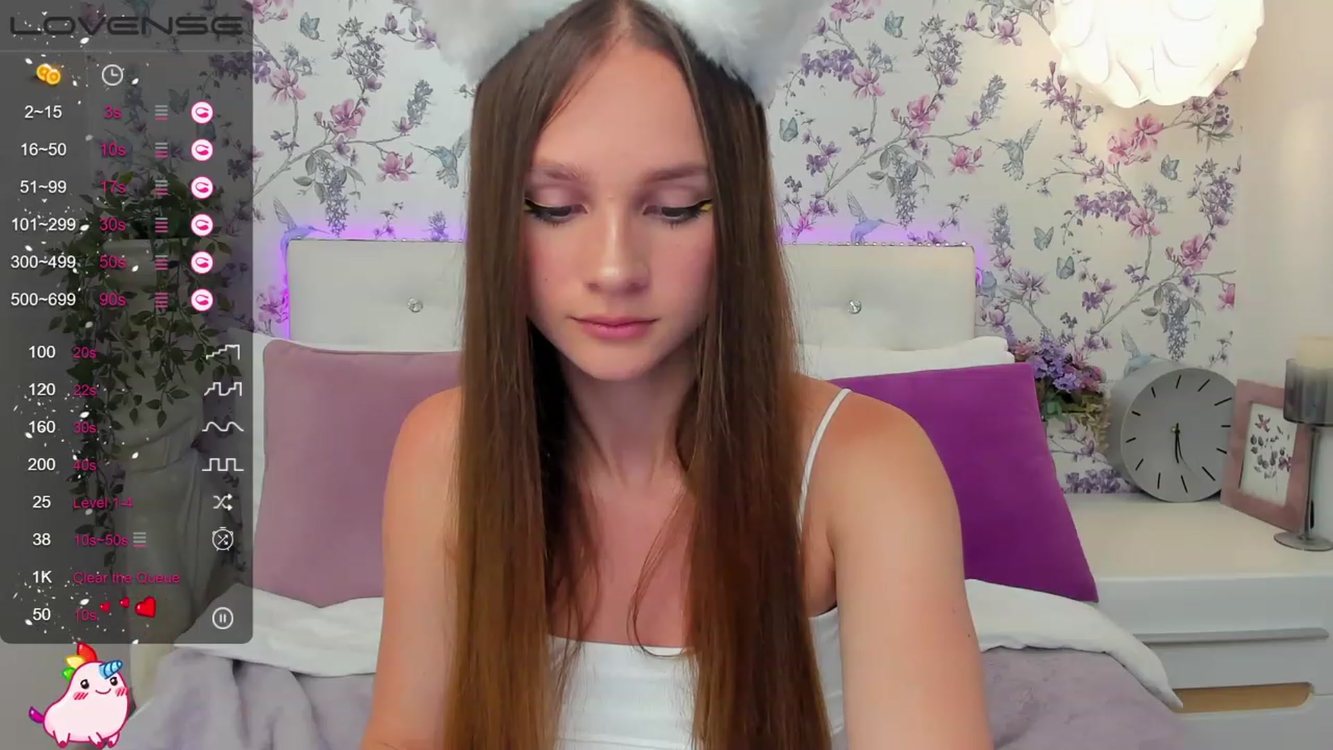 Gallery image thumbnail from AfinaShy's myfreecams stream on, 07/06/2023, 19:03 image 10 of 20