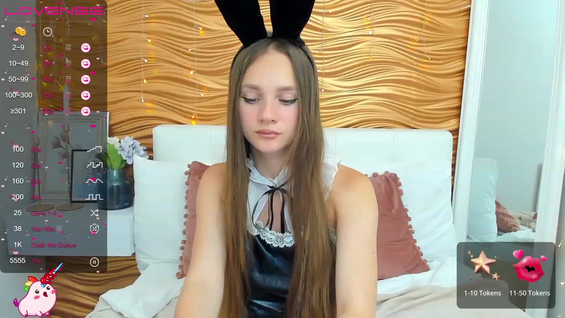 Gallery image thumbnail from AfinaShy's myfreecams stream on, 07/11/2023, 18:06 image 13 of 20