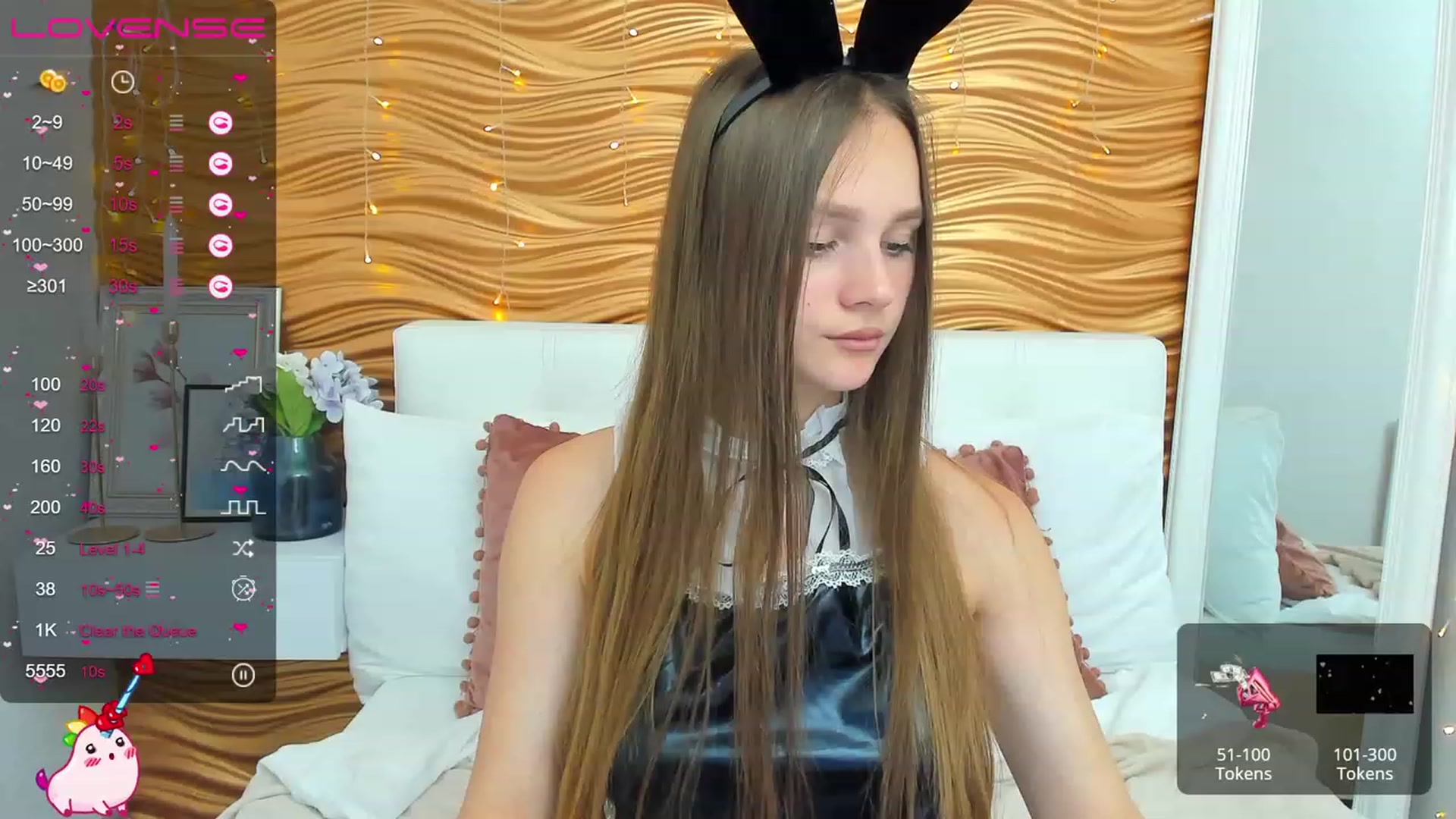 Gallery image thumbnail from AfinaShy's myfreecams stream on, 07/11/2023, 18:06 image 6 of 20
