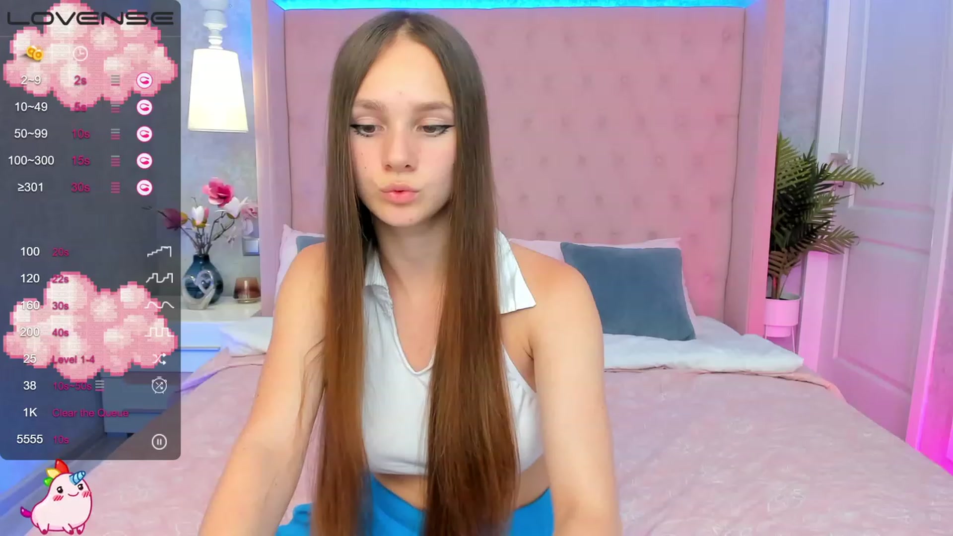 Gallery image thumbnail from AfinaShy's myfreecams stream on, 07/12/2023, 17:19 image 6 of 20