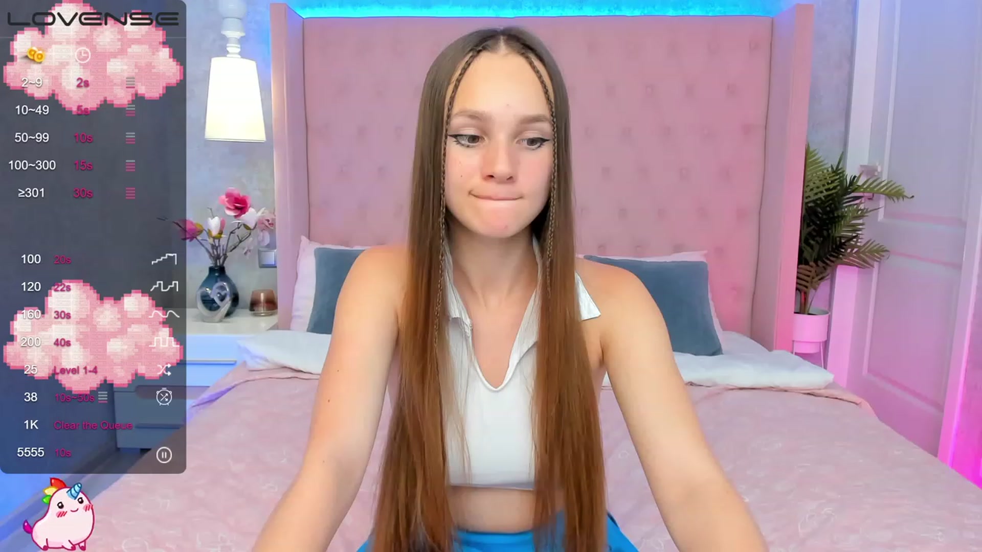 Gallery image thumbnail from AfinaShy's myfreecams stream on, 07/12/2023, 18:27 image 14 of 20