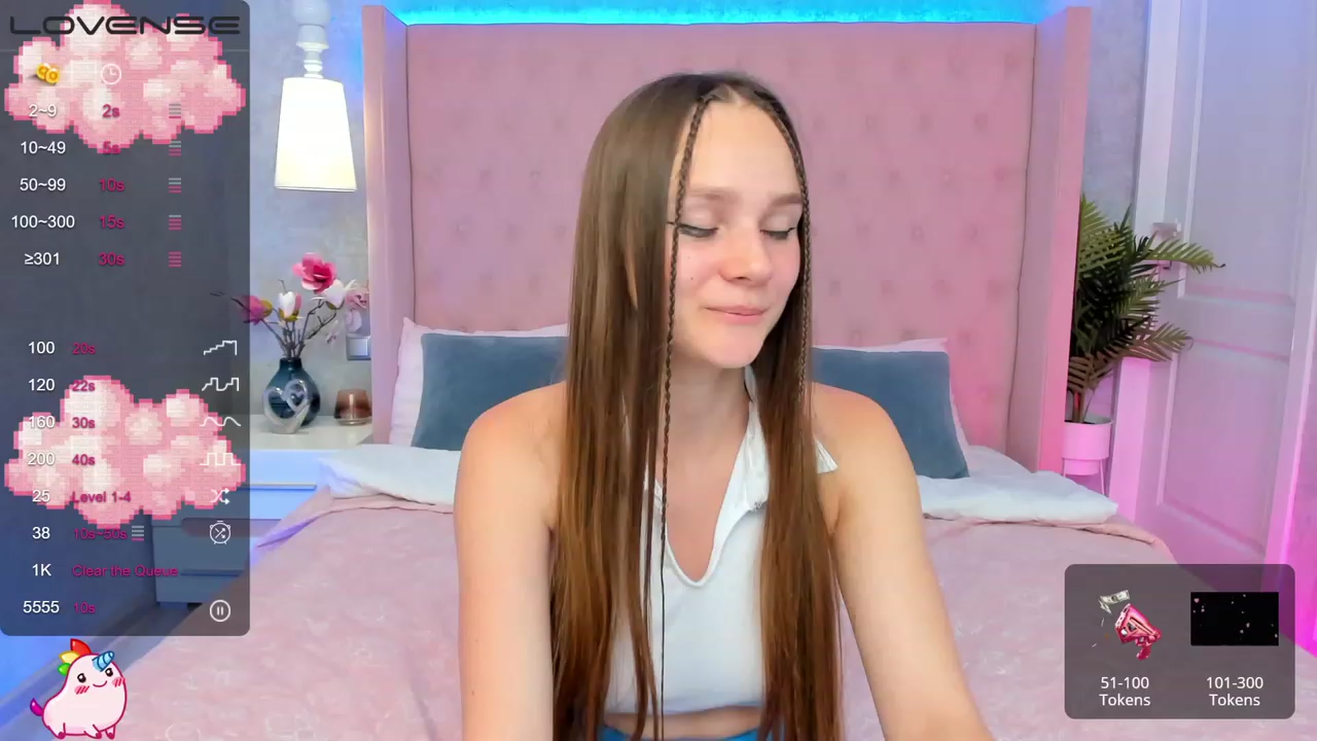 Gallery image thumbnail from AfinaShy's myfreecams stream on, 07/12/2023, 18:27 image 1 of 20