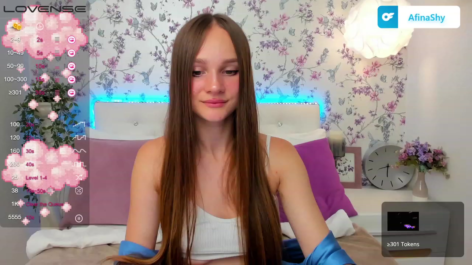 Gallery image thumbnail from AfinaShy's myfreecams stream on, 07/18/2023, 17:00 image 10 of 20