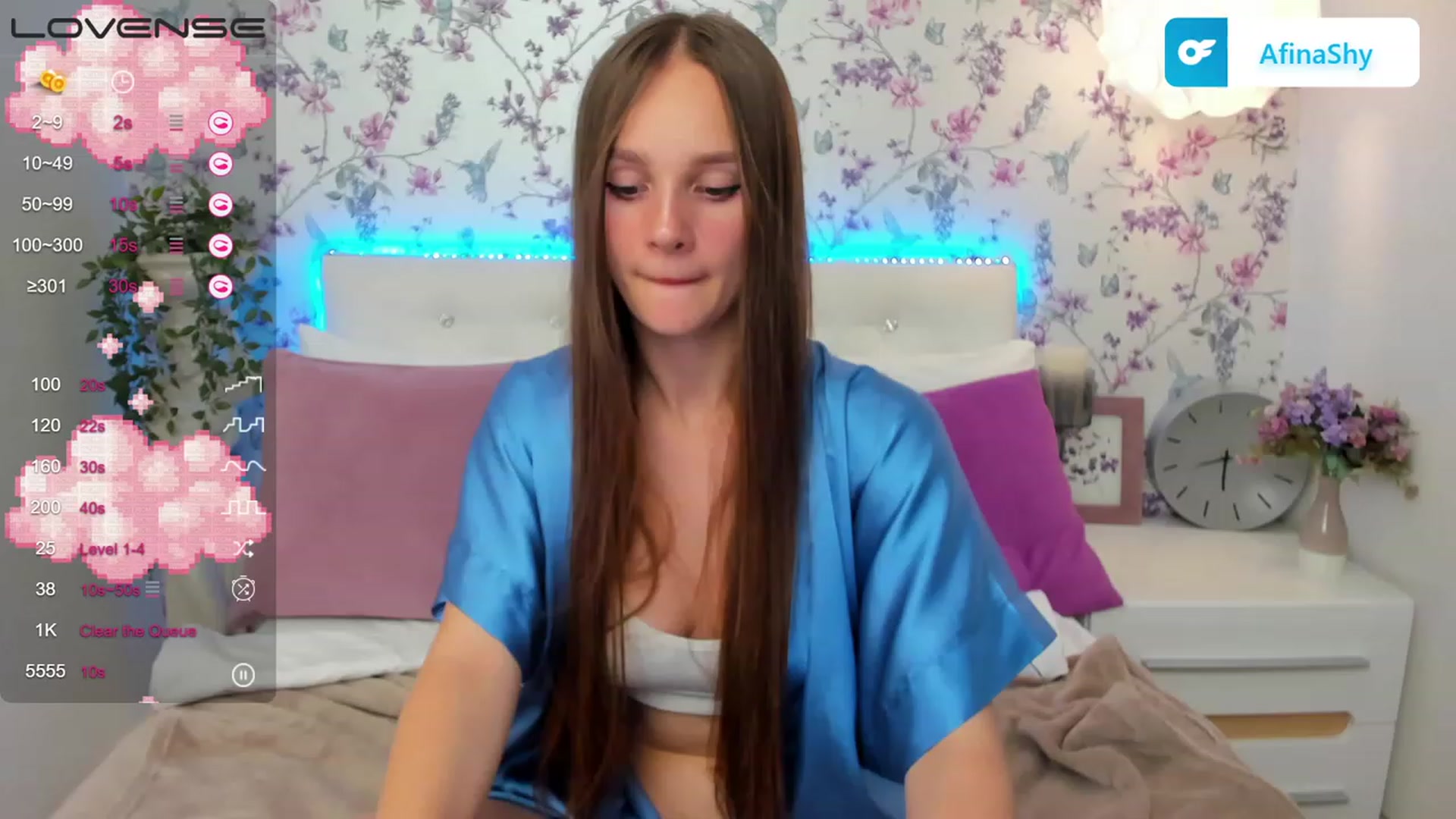 Gallery image thumbnail from AfinaShy's myfreecams stream on, 07/18/2023, 19:03 image 6 of 20