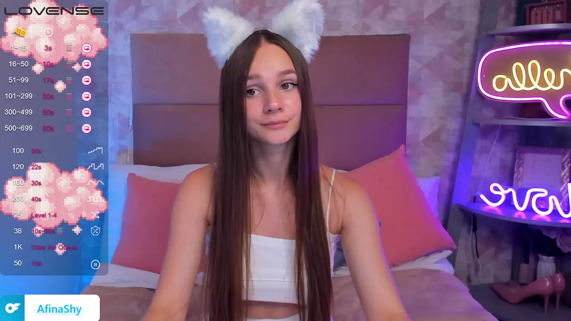Gallery image thumbnail from AfinaShy's myfreecams stream on, 07/19/2023, 17:43 image 13 of 20