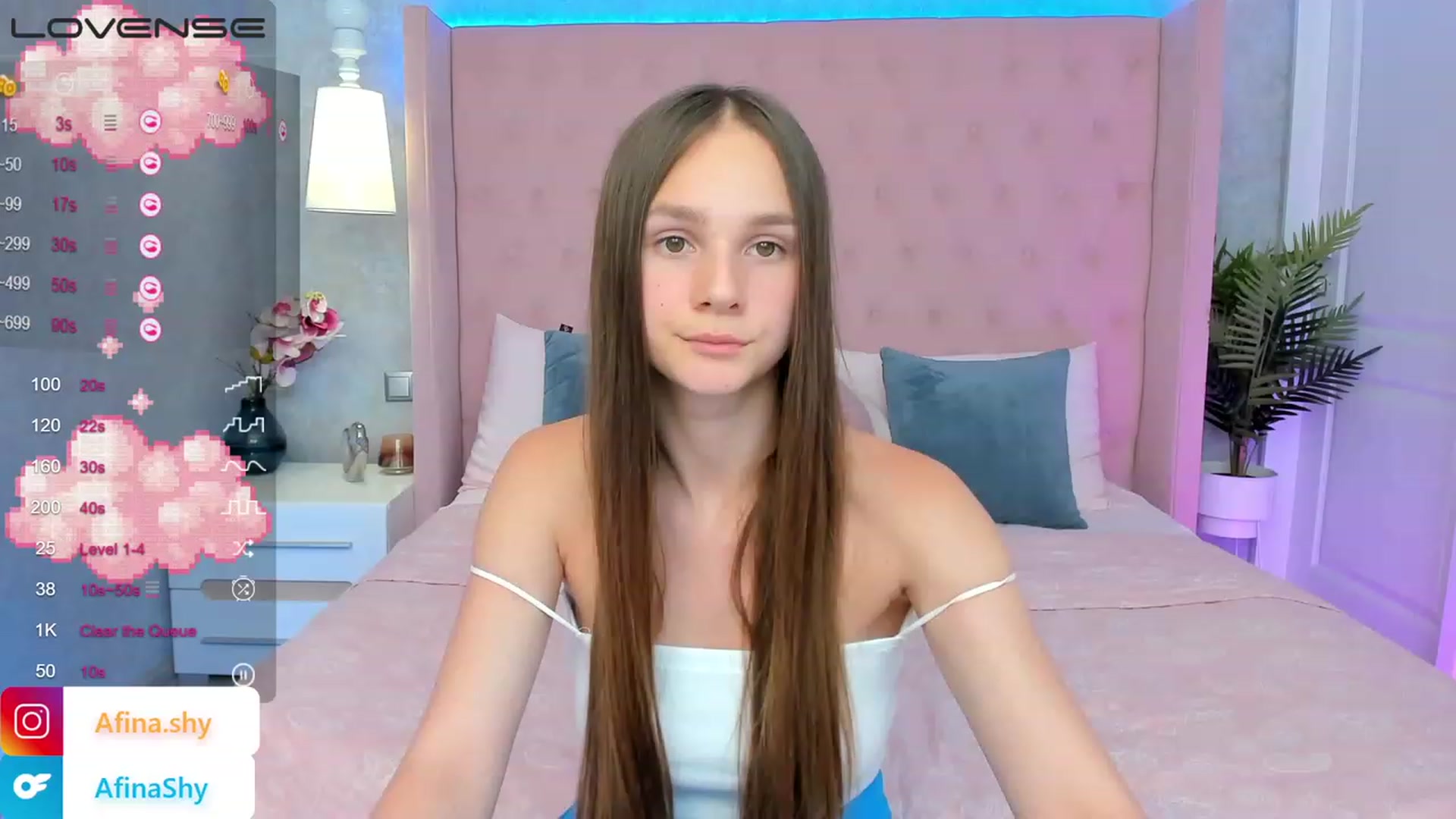 Gallery image thumbnail from AfinaShy's myfreecams stream on, 07/21/2023, 10:07 image 3 of 20