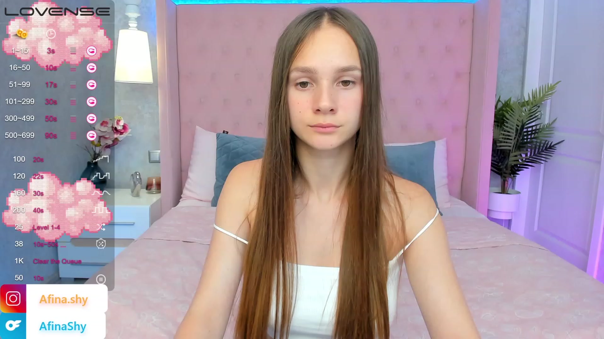Gallery image thumbnail from AfinaShy's myfreecams stream on, 07/21/2023, 11:41 image 14 of 20