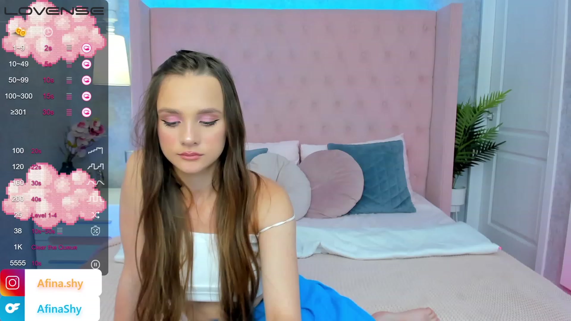 Gallery image thumbnail from AfinaShy's myfreecams stream on, 07/24/2023, 14:05 image 19 of 20