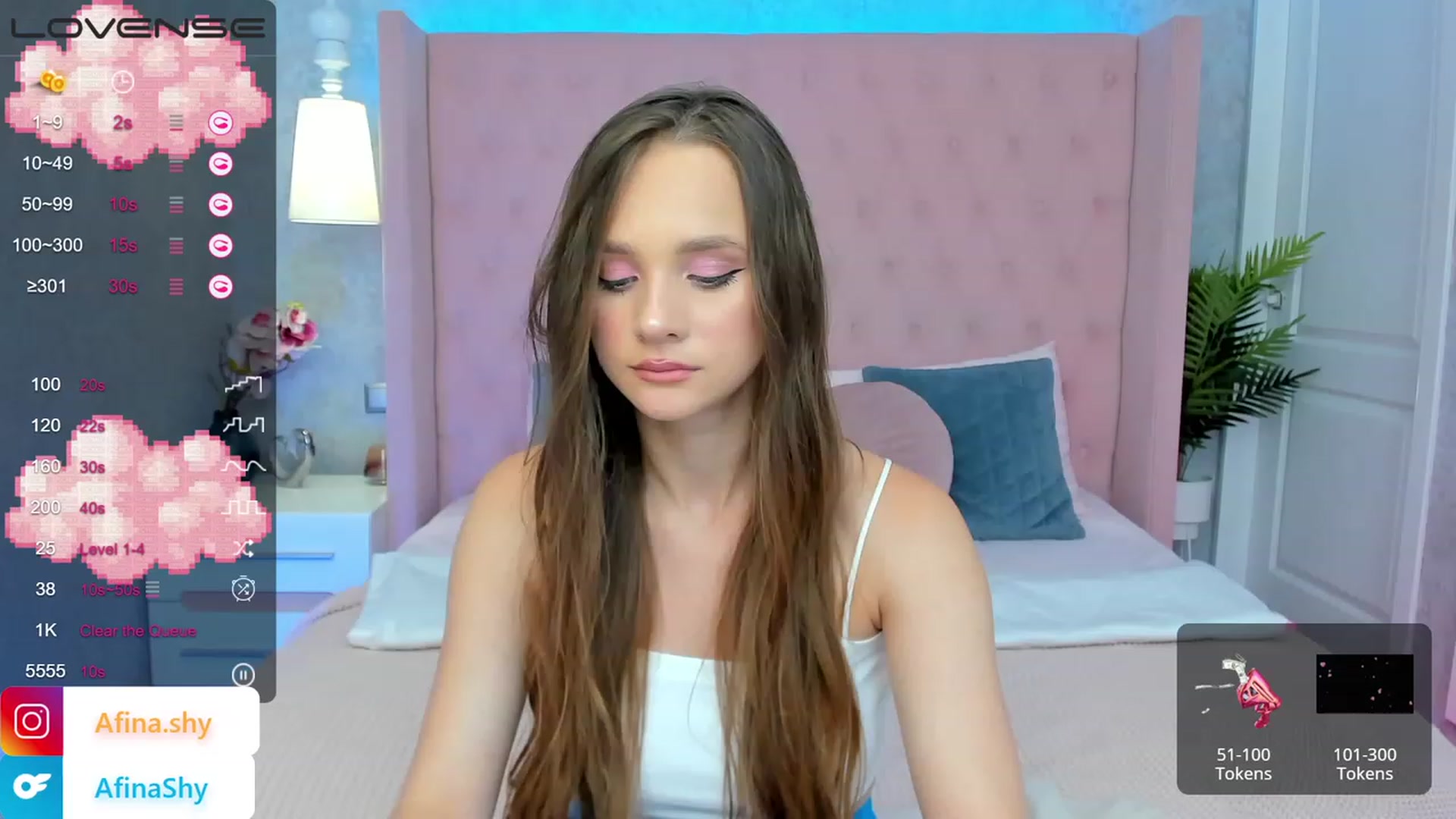 Gallery image thumbnail from AfinaShy's myfreecams stream on, 07/24/2023, 14:53 image 5 of 20