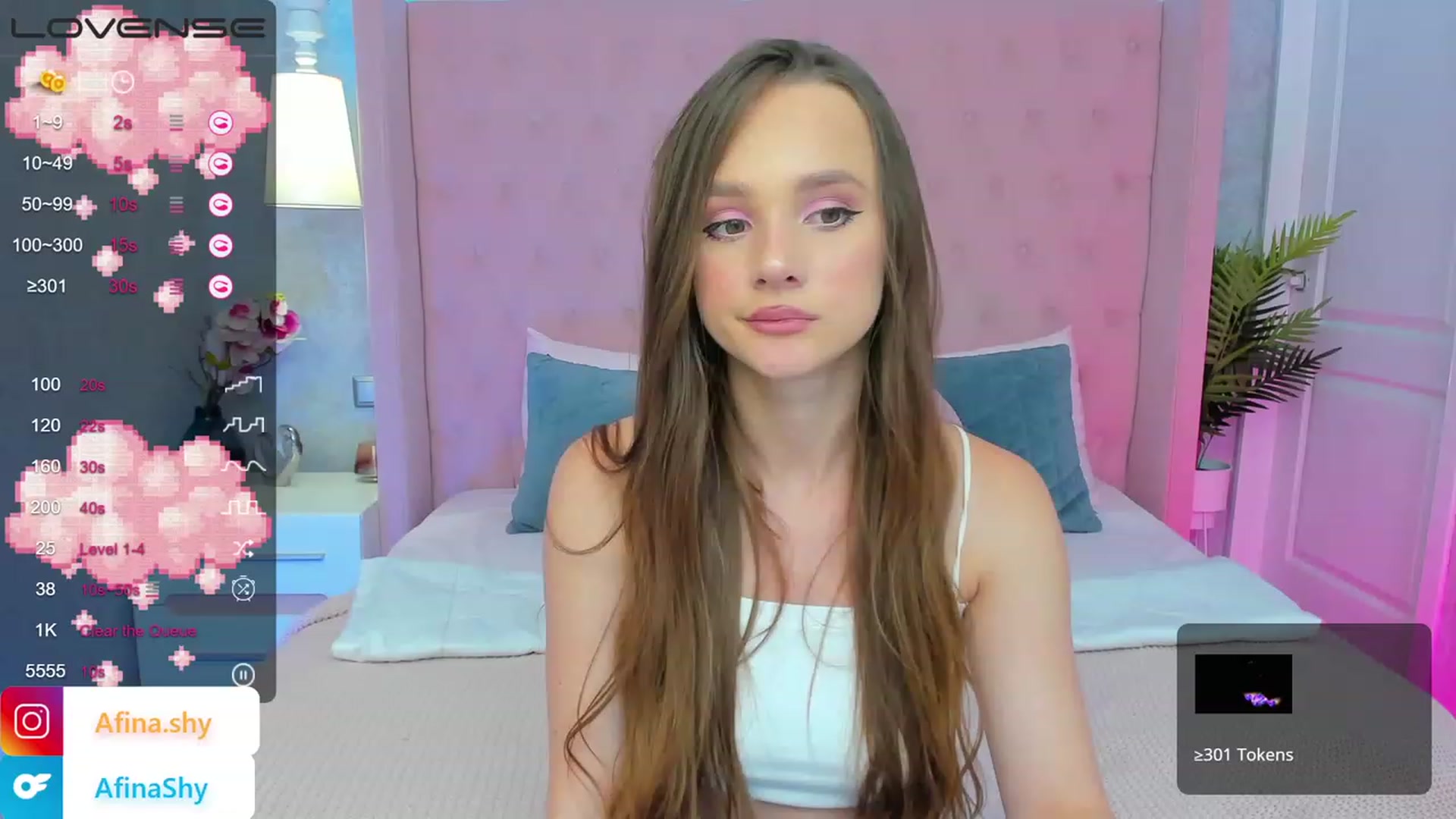 Gallery image thumbnail from AfinaShy's myfreecams stream on, 07/24/2023, 16:04 image 15 of 20
