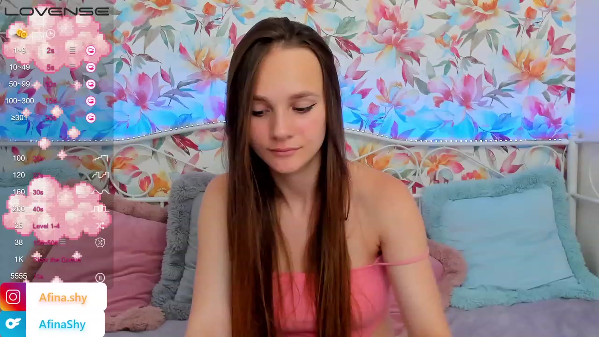Gallery image thumbnail from AfinaShy's myfreecams stream on, 07/25/2023, 16:37 image 3 of 20