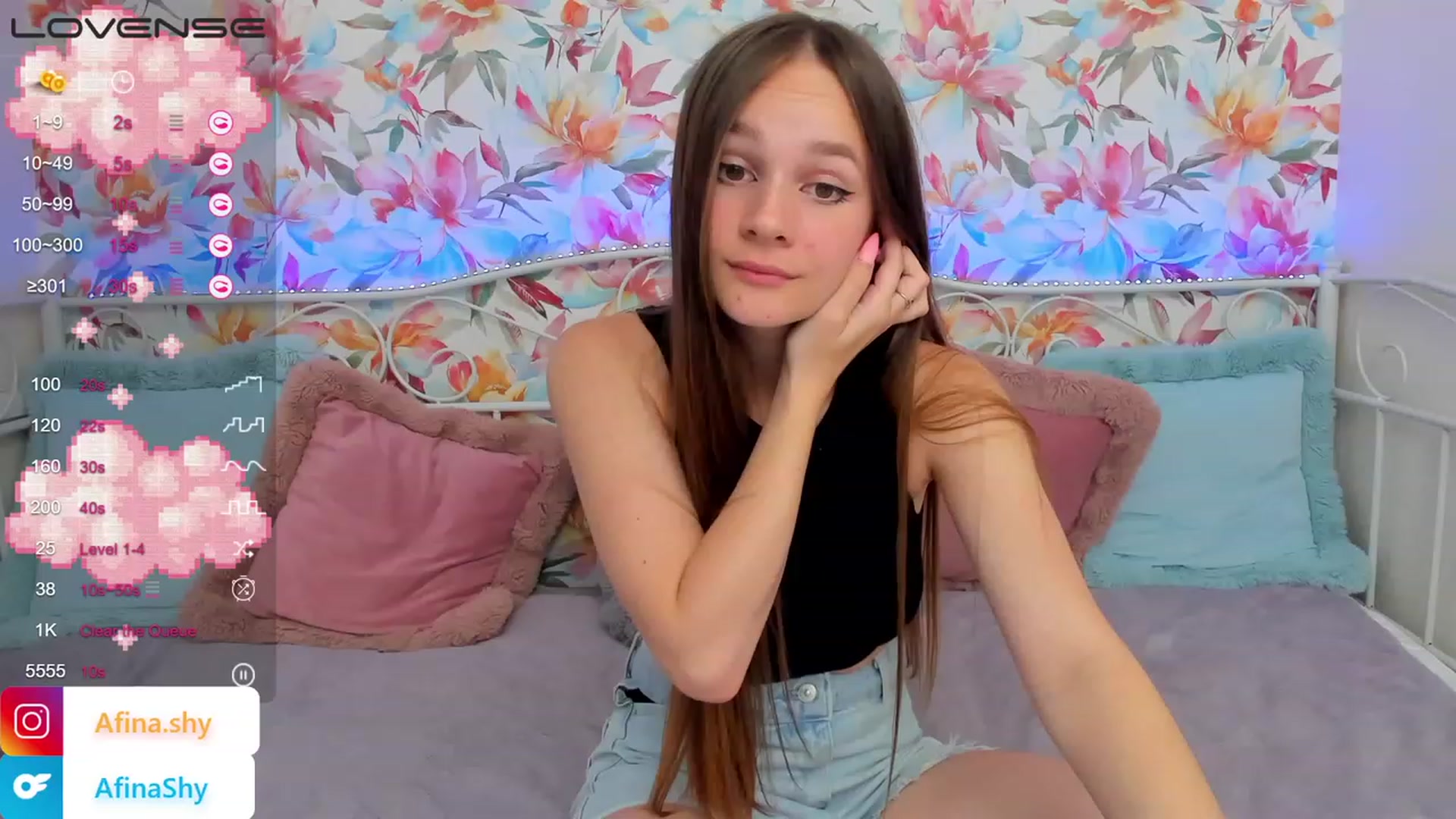 Gallery image thumbnail from AfinaShy's myfreecams stream on, 07/26/2023, 19:01 image 20 of 20