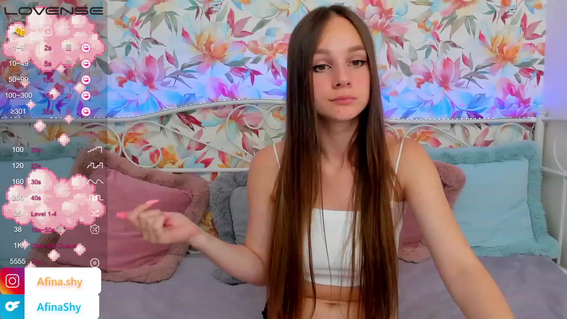 Gallery image thumbnail from AfinaShy's myfreecams stream on, 07/26/2023, 19:01 image 1 of 20