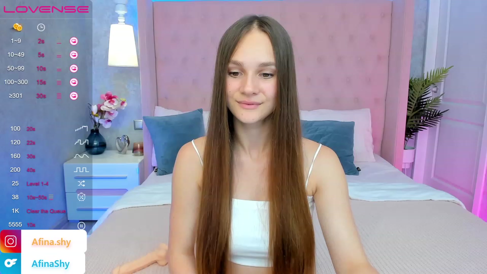 Gallery image thumbnail from AfinaShy's myfreecams stream on, 07/28/2023, 11:45 image 1 of 20