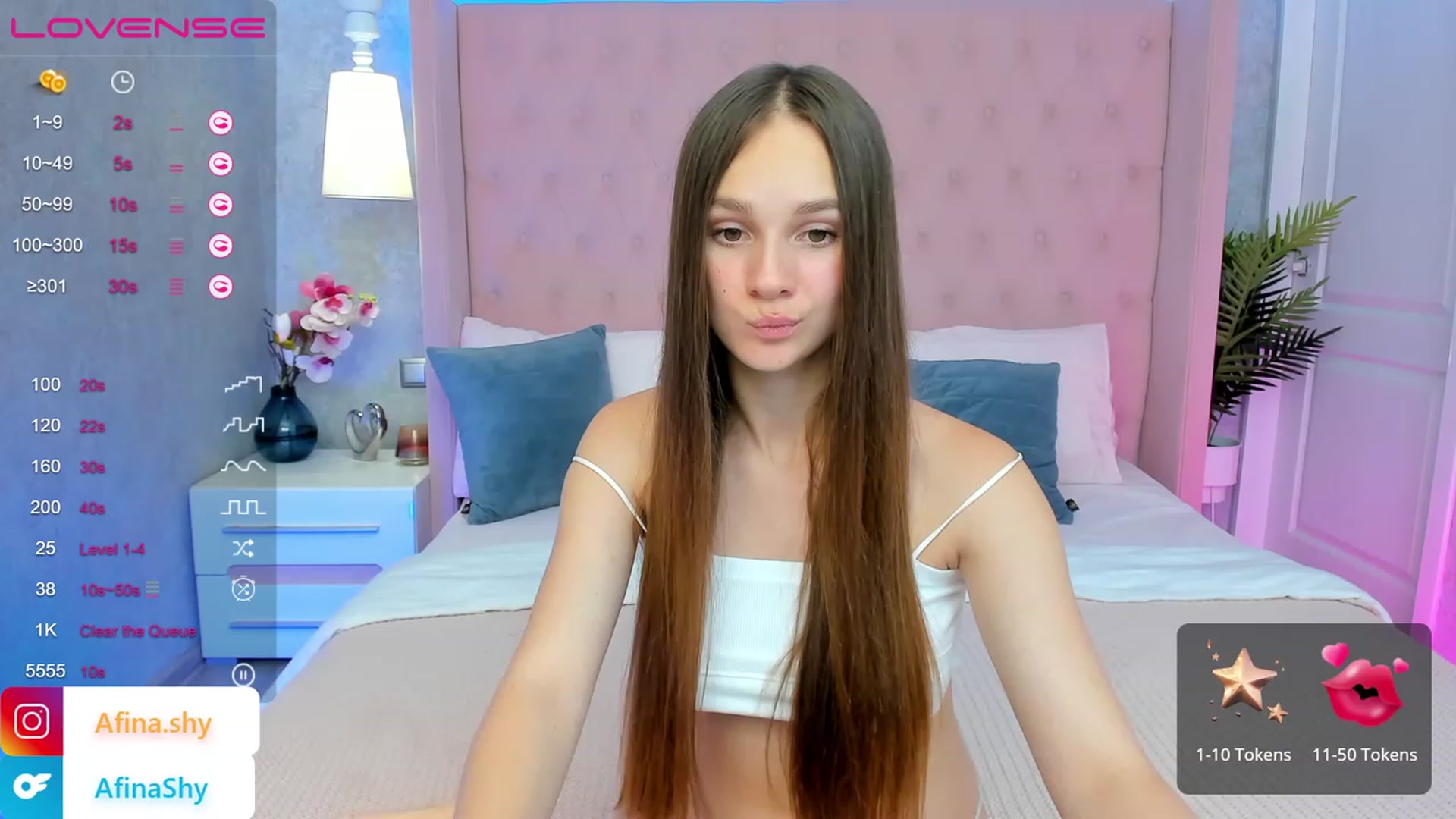 Gallery image thumbnail from AfinaShy's myfreecams stream on, 07/28/2023, 11:45 image 16 of 20