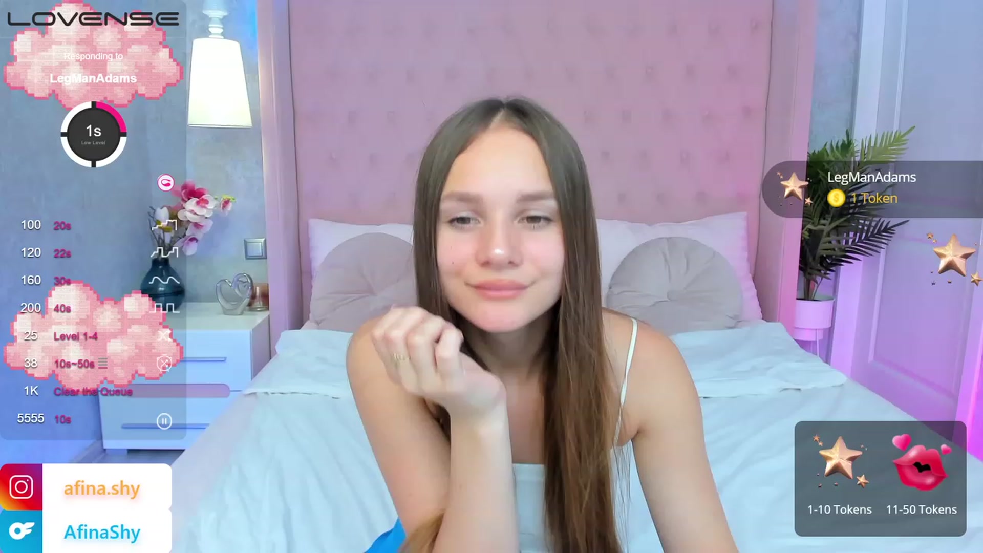 Gallery image thumbnail from AfinaShy's myfreecams stream on, 08/03/2023, 07:42 image 6 of 20