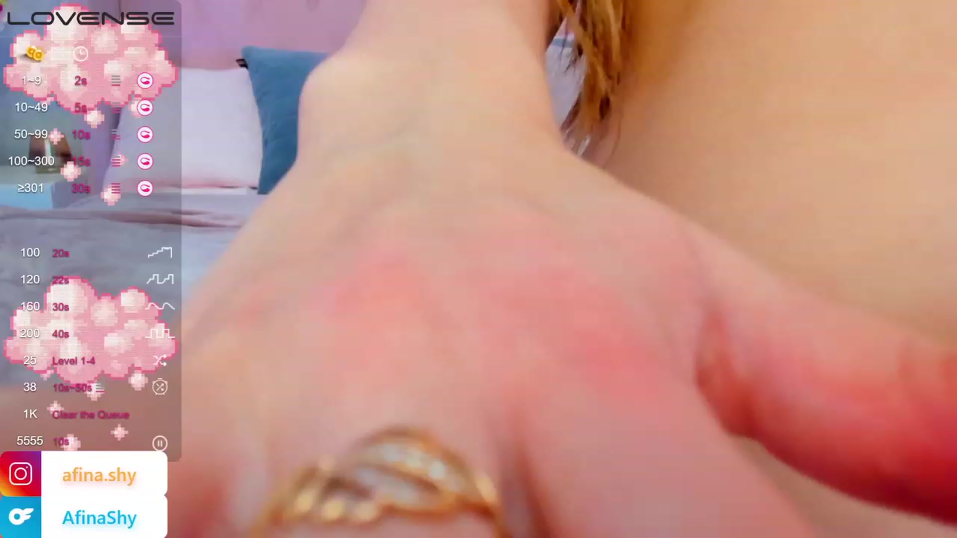Gallery image thumbnail from AfinaShy's myfreecams stream on, 08/16/2023, 14:01 image 2 of 20