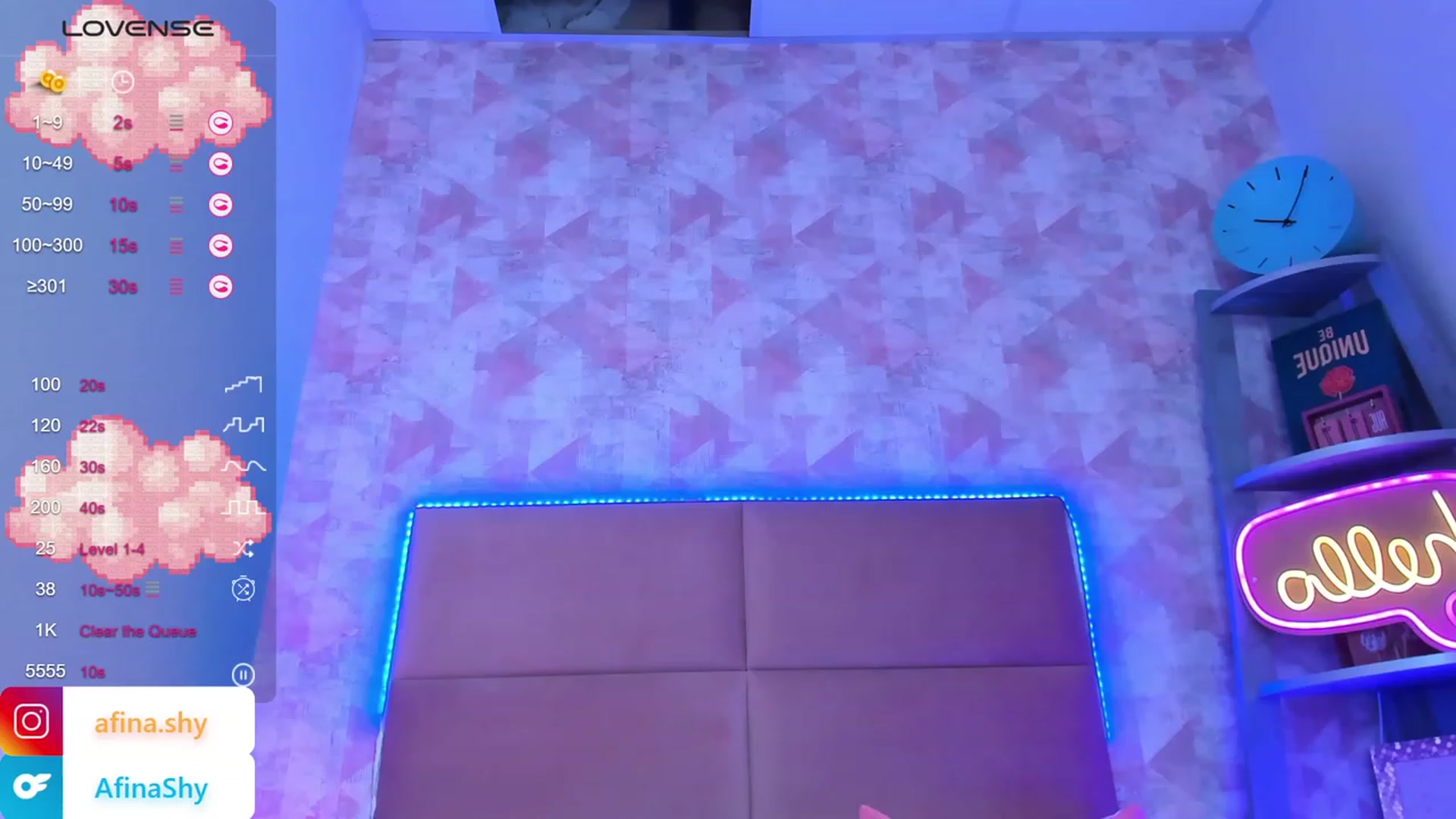Gallery image thumbnail from AfinaShy's myfreecams stream on, 08/17/2023, 12:01 image 12 of 20