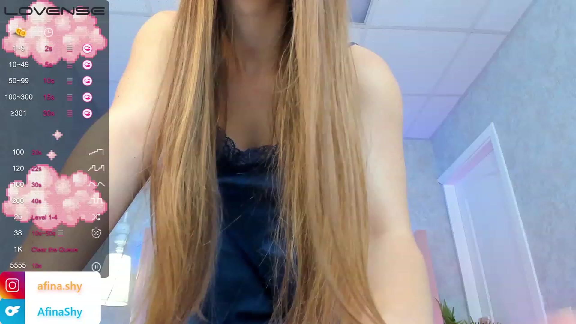 Gallery image thumbnail from AfinaShy's myfreecams stream on, 08/24/2023, 10:07 image 15 of 20