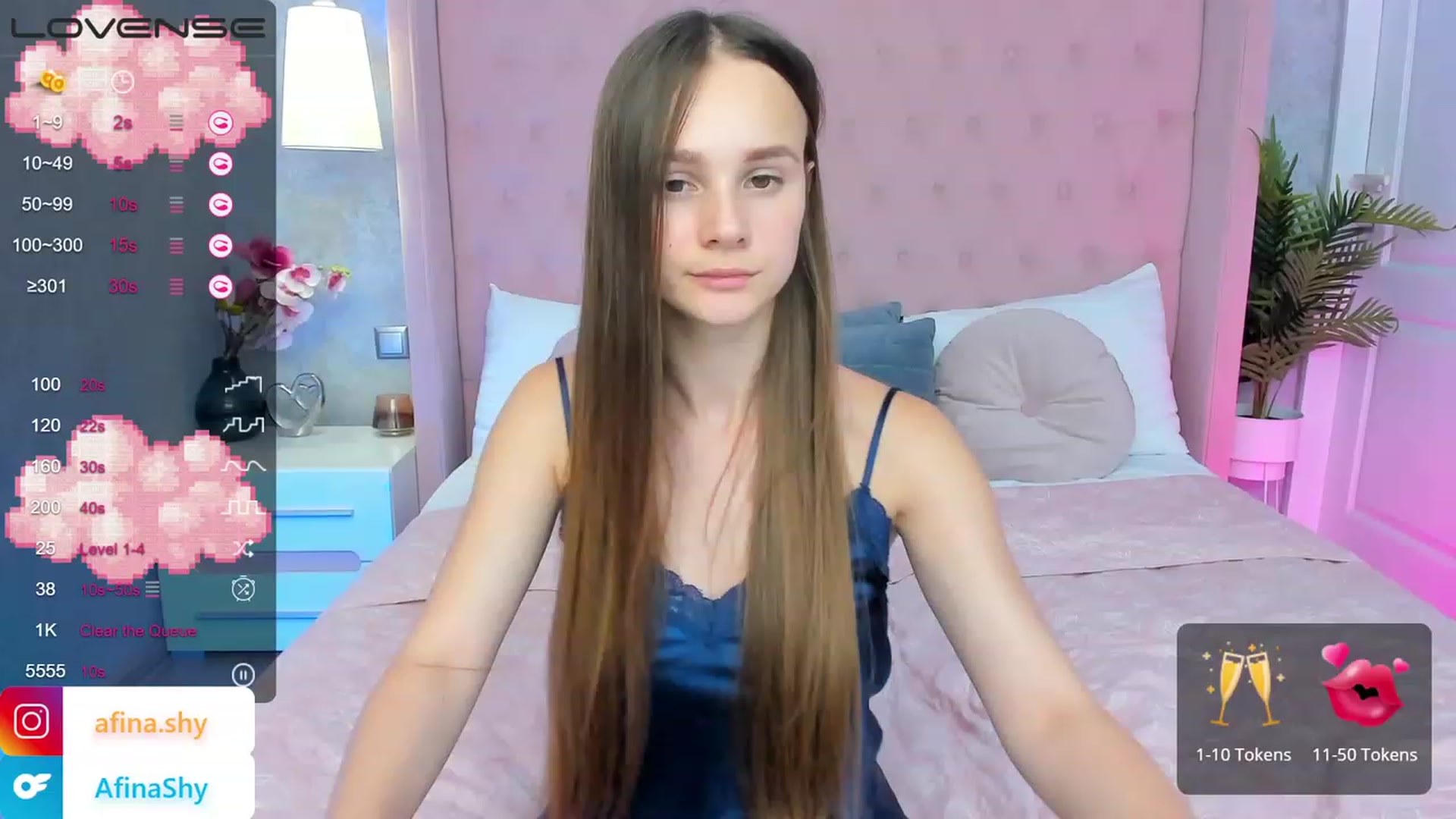 Gallery image thumbnail from AfinaShy's myfreecams stream on, 08/24/2023, 12:00 image 19 of 20