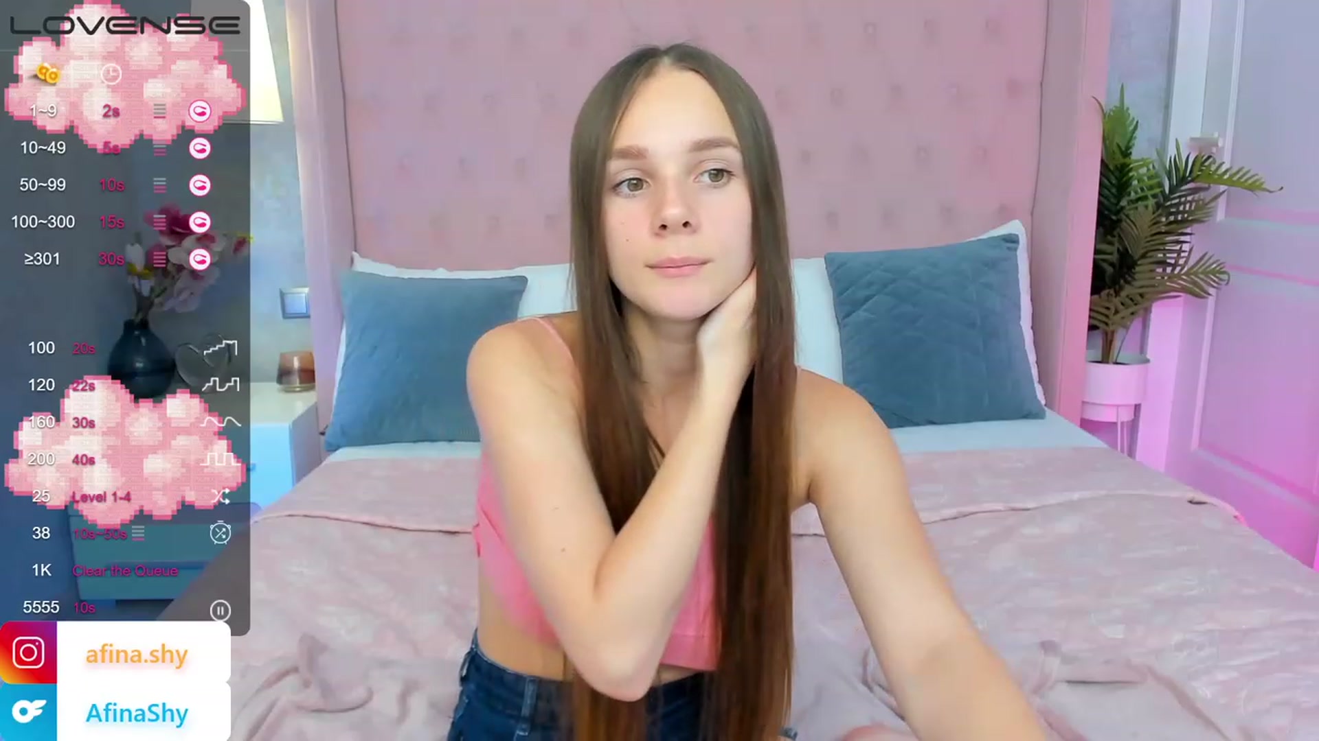 Gallery image thumbnail from AfinaShy's myfreecams stream on, 08/25/2023, 10:23 image 18 of 20