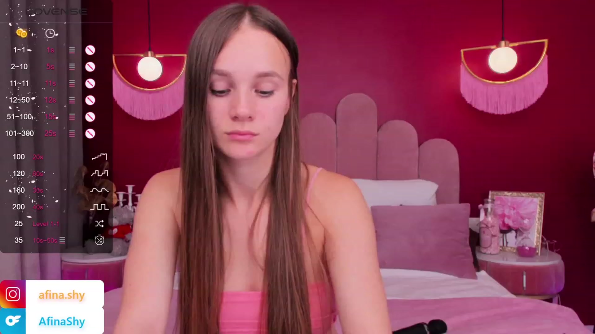 Gallery image thumbnail from AfinaShy's myfreecams stream on, 09/18/2023, 18:58 image 19 of 20