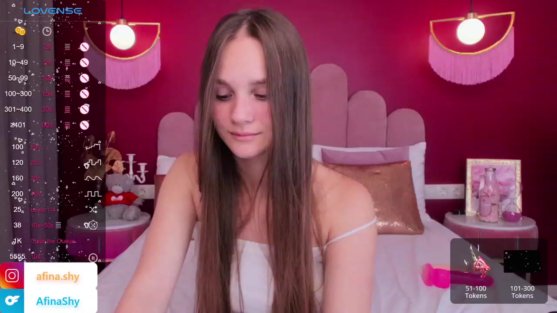 Gallery image thumbnail from AfinaShy's myfreecams stream on, 10/06/2023, 10:48 image 4 of 20