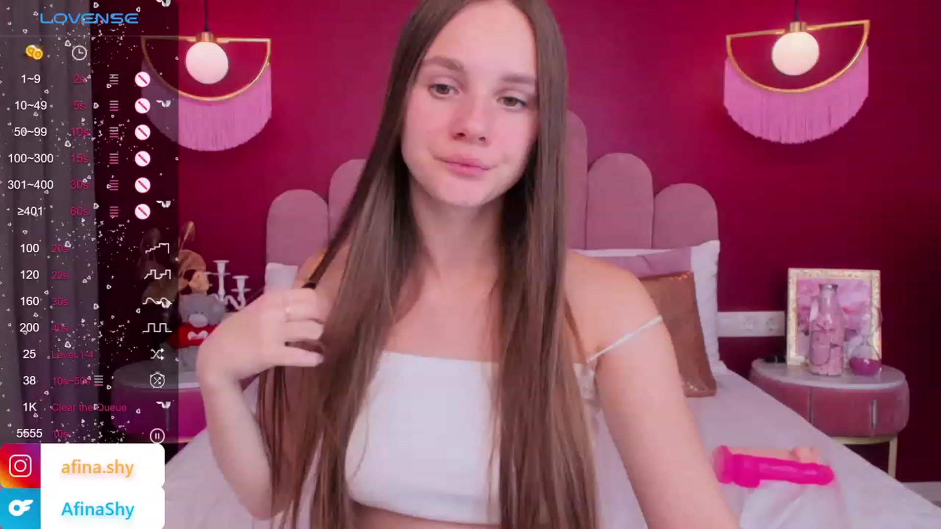 Gallery image thumbnail from AfinaShy's myfreecams stream on, 10/06/2023, 10:48 image 2 of 20