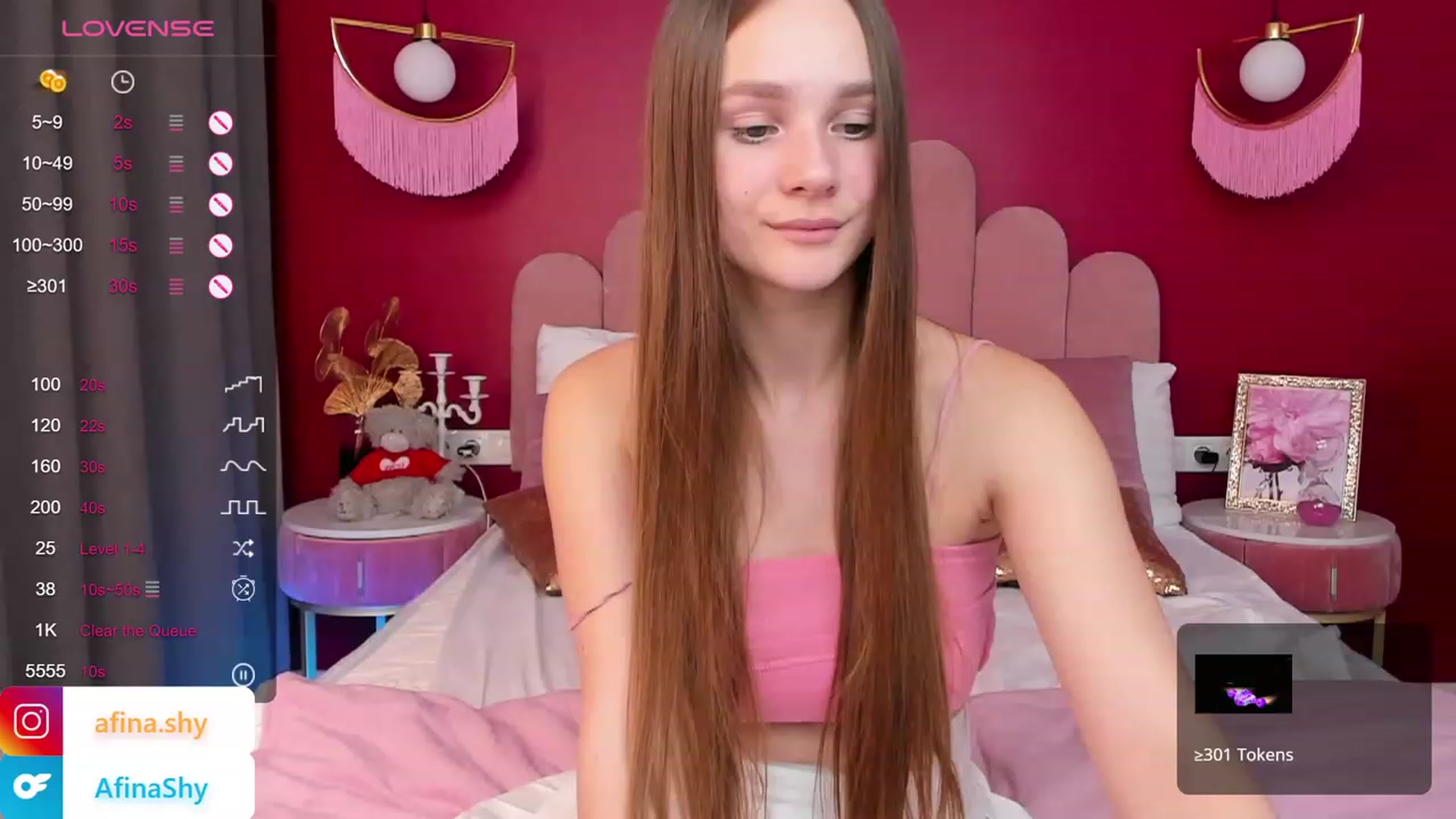 Gallery image thumbnail from AfinaShy's myfreecams stream on, 10/13/2023, 11:44 image 13 of 20