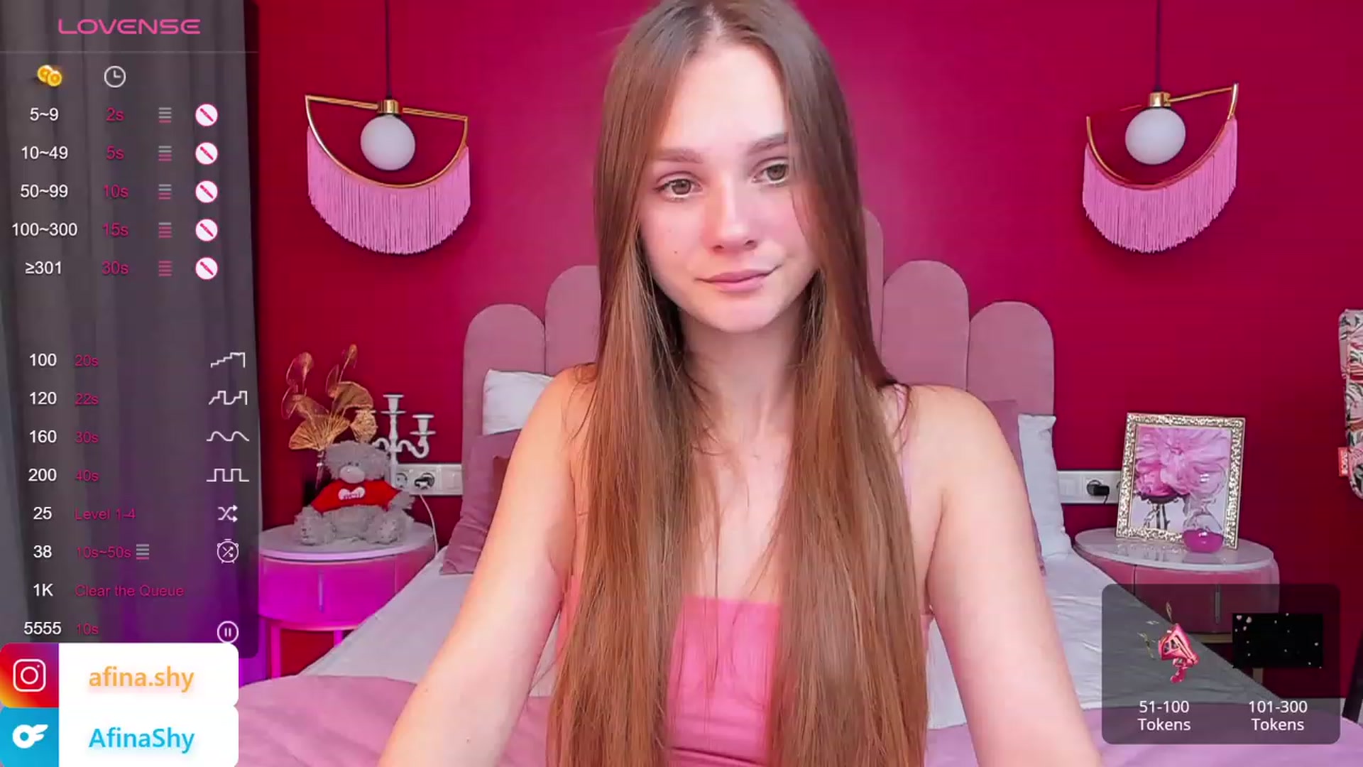 Gallery image thumbnail from AfinaShy's myfreecams stream on, 10/16/2023, 15:49 image 9 of 20