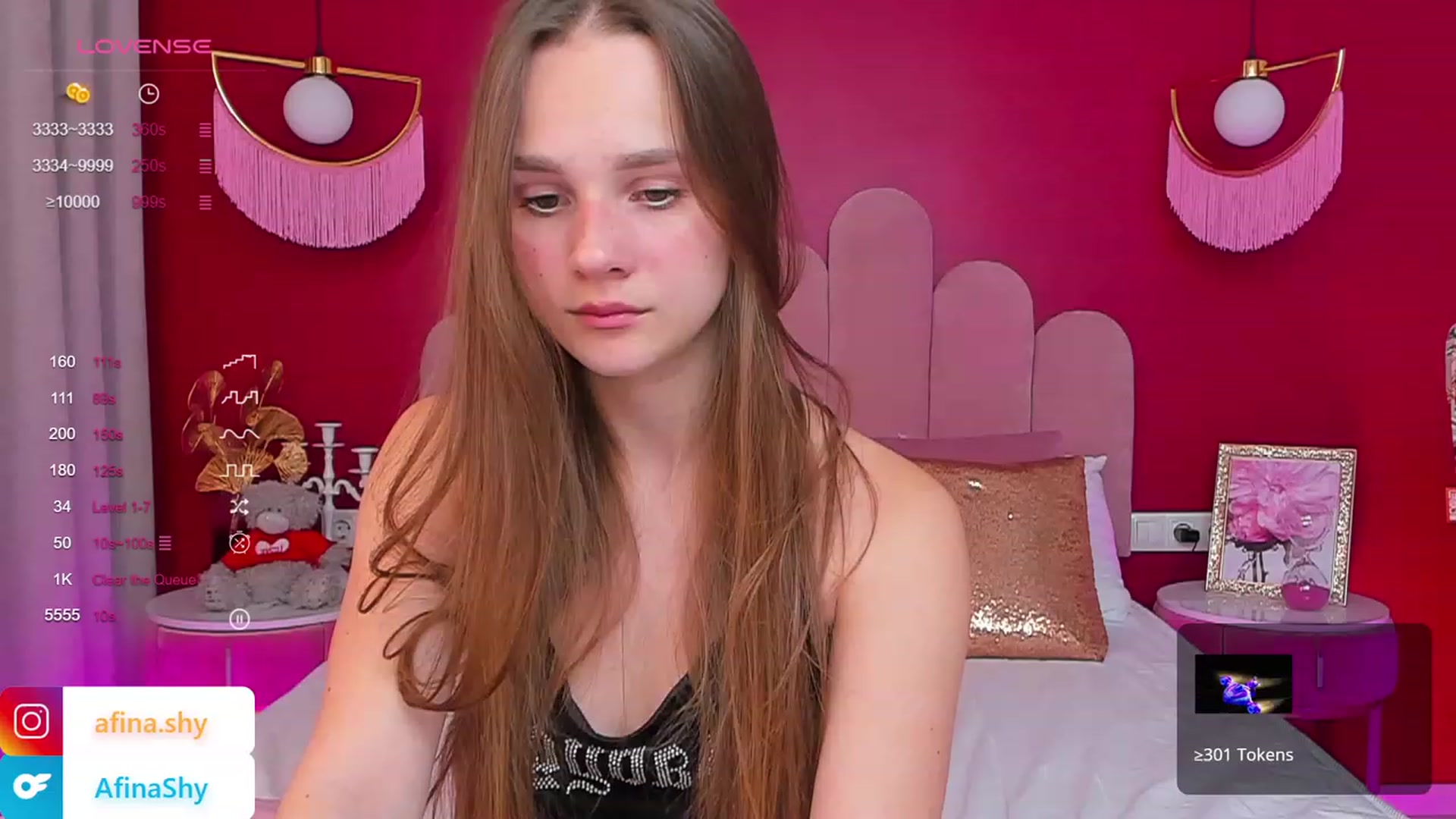 Gallery image thumbnail from AfinaShy's myfreecams stream on, 10/17/2023, 12:36 image 4 of 20
