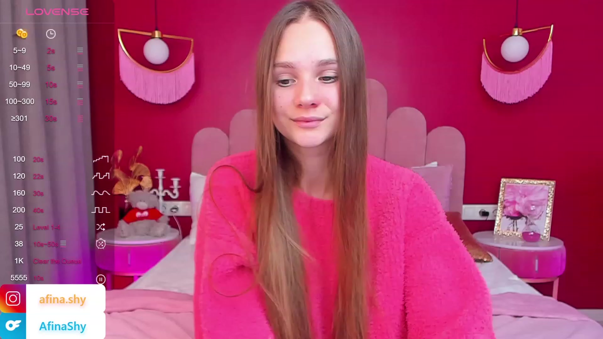 Gallery image thumbnail from AfinaShy's myfreecams stream on, 10/19/2023, 11:51 image 18 of 20