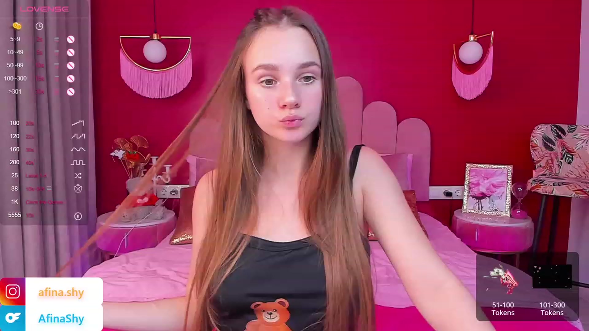 Gallery image thumbnail from AfinaShy's myfreecams stream on, 11/06/2023, 16:46 image 18 of 20
