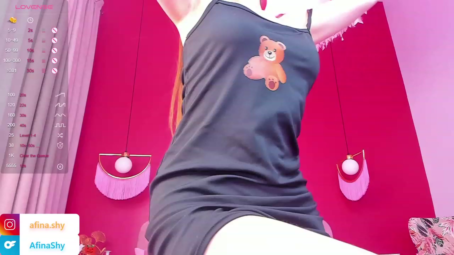 Gallery image thumbnail from AfinaShy's myfreecams stream on, 11/06/2023, 16:46 image 15 of 20