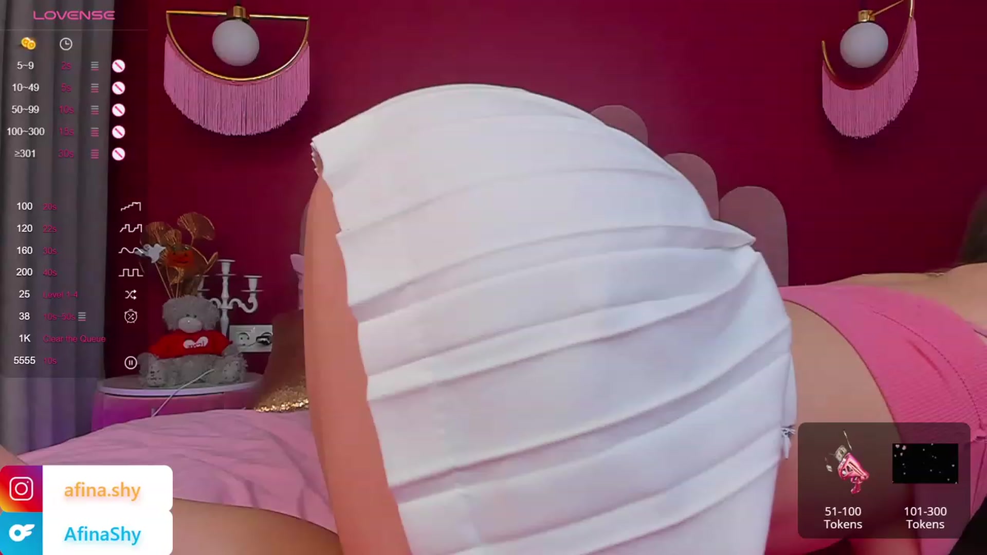Gallery image thumbnail from AfinaShy's myfreecams stream on, 11/07/2023, 16:54 image 6 of 20