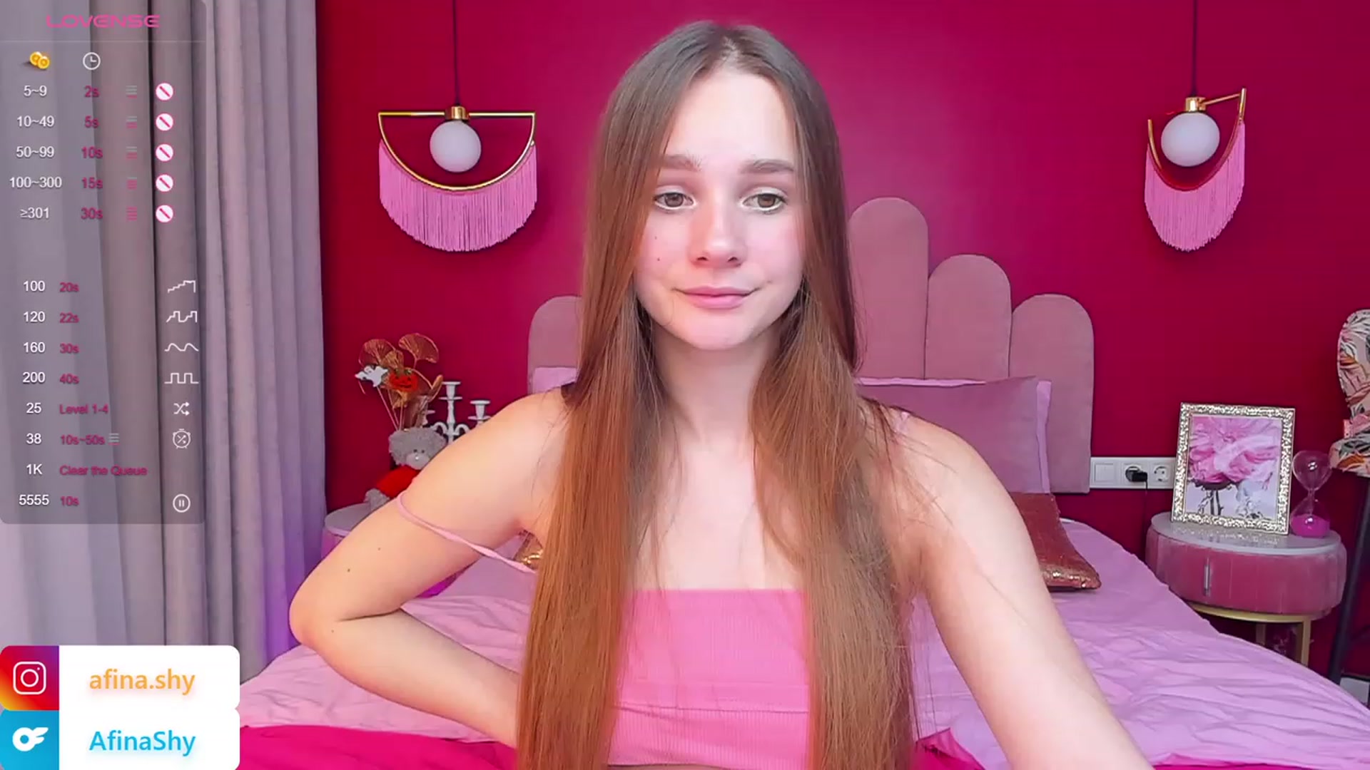 Gallery image thumbnail from AfinaShy's myfreecams stream on, 11/07/2023, 18:44 image 5 of 20