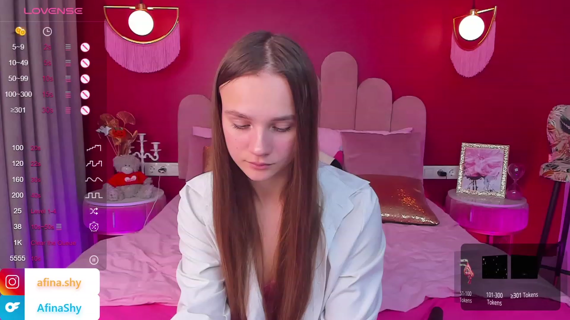 Gallery image thumbnail from AfinaShy's myfreecams stream on, 11/08/2023, 15:02 image 10 of 20