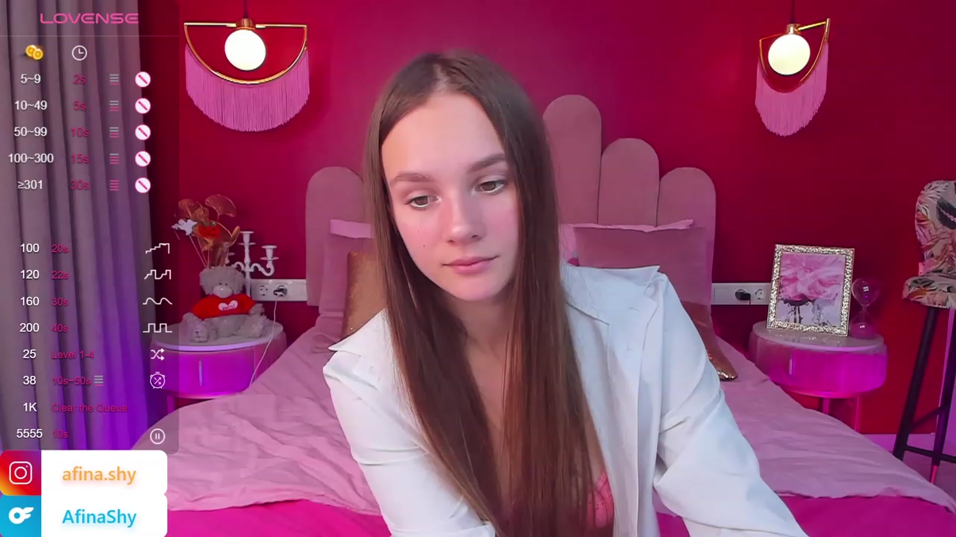 Gallery image thumbnail from AfinaShy's myfreecams stream on, 11/08/2023, 15:02 image 19 of 20
