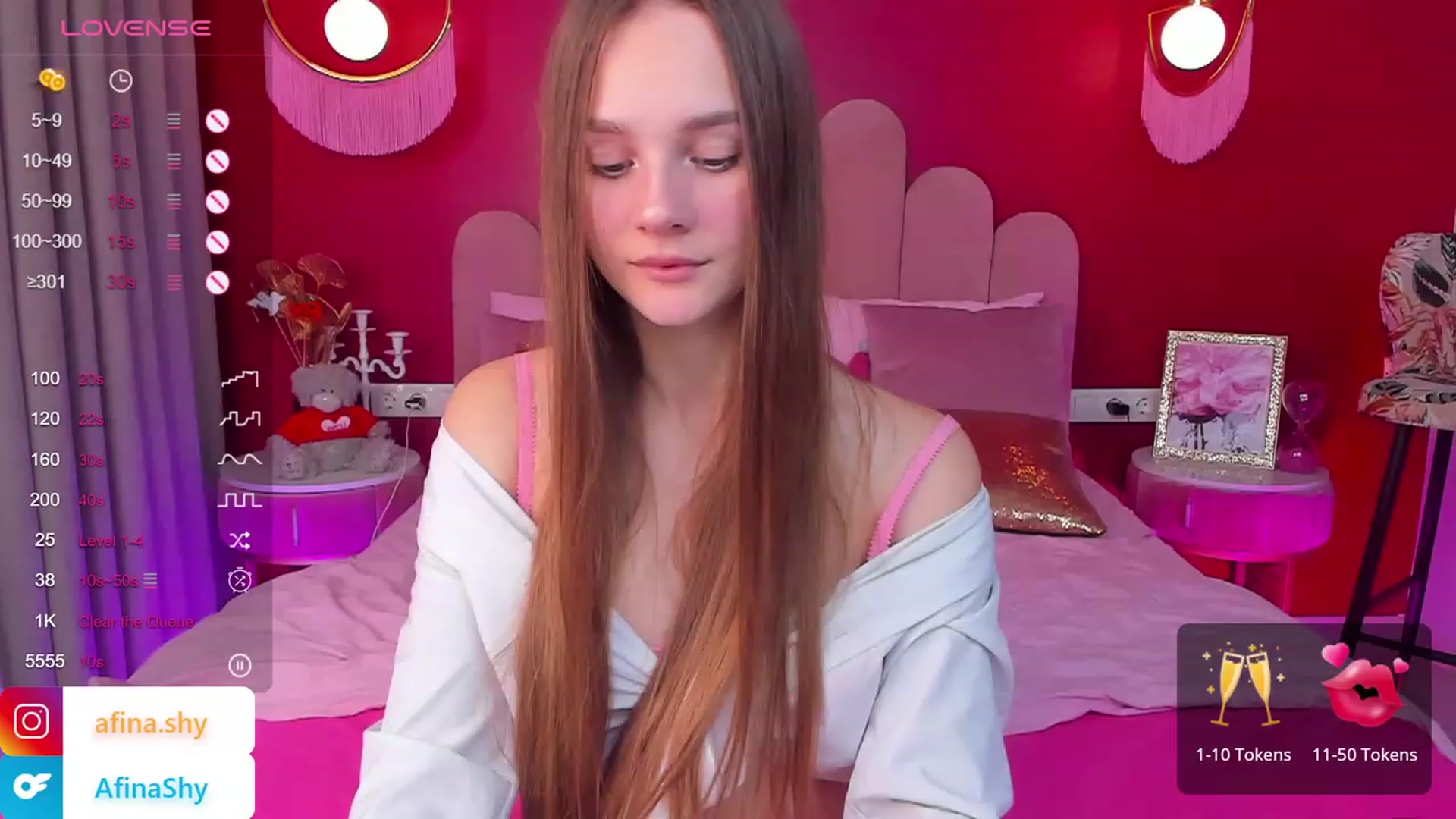 Gallery image thumbnail from AfinaShy's myfreecams stream on, 11/08/2023, 15:02 image 5 of 20