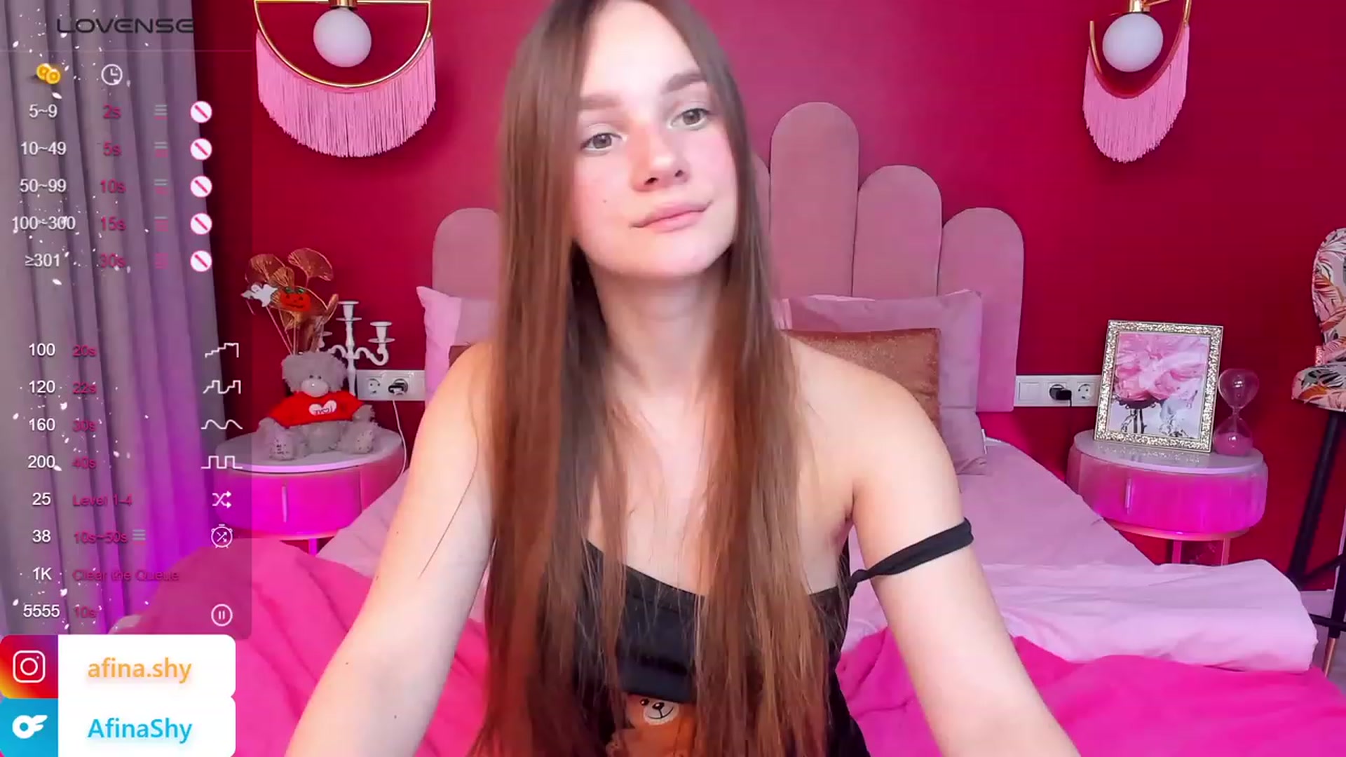 Gallery image thumbnail from AfinaShy's myfreecams stream on, 11/09/2023, 09:50 image 10 of 20